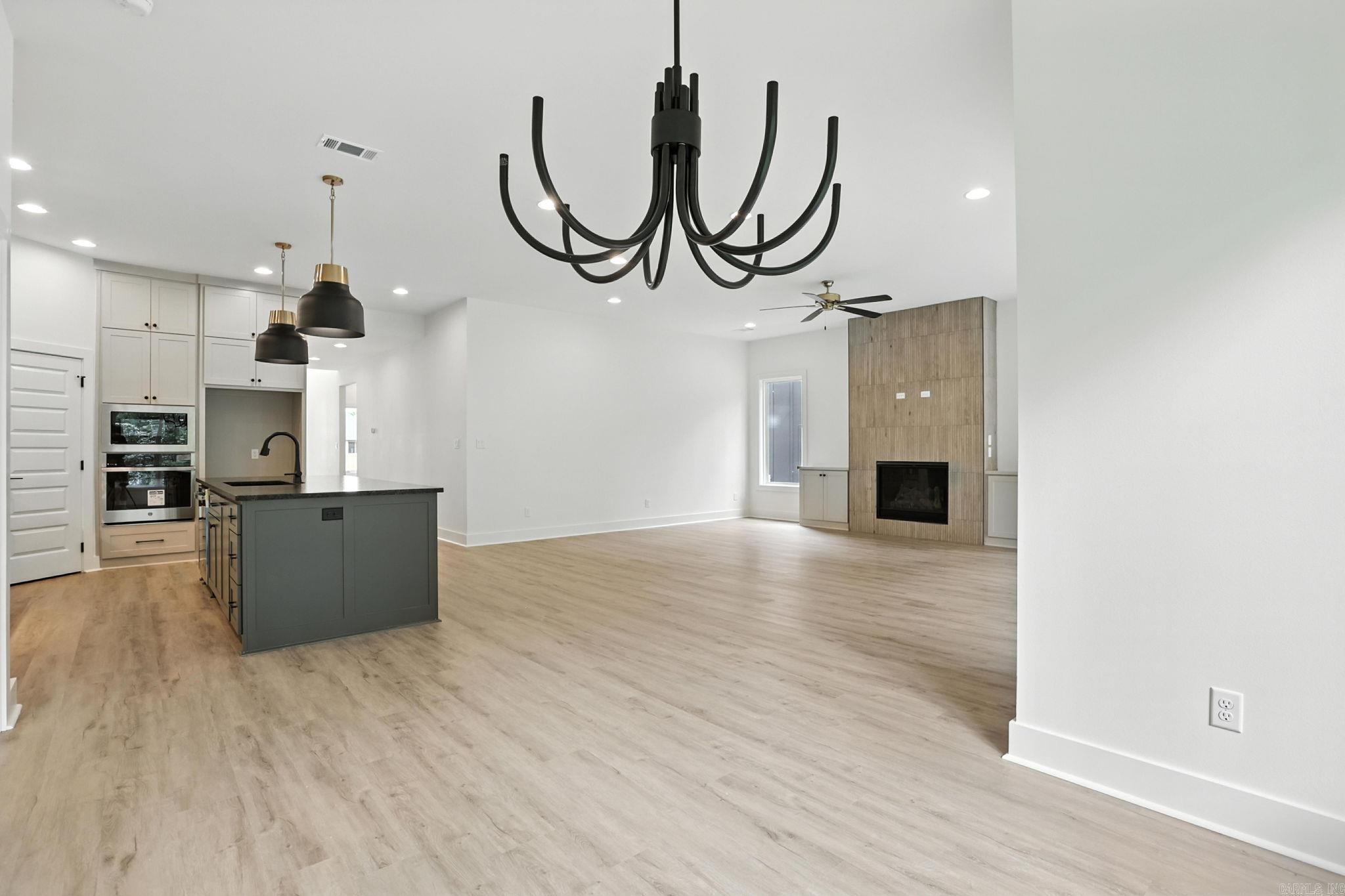 WOODLANDS PARK SUB - Residential