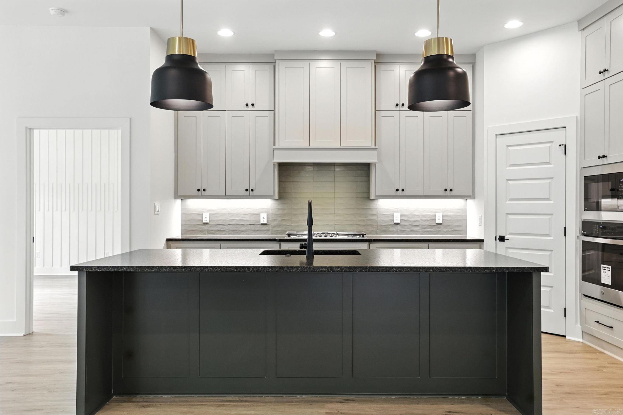 WOODLANDS PARK SUB - Residential