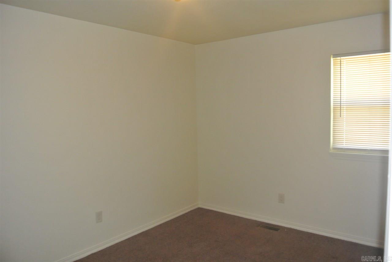 Le Bette Manor - Residential Lease