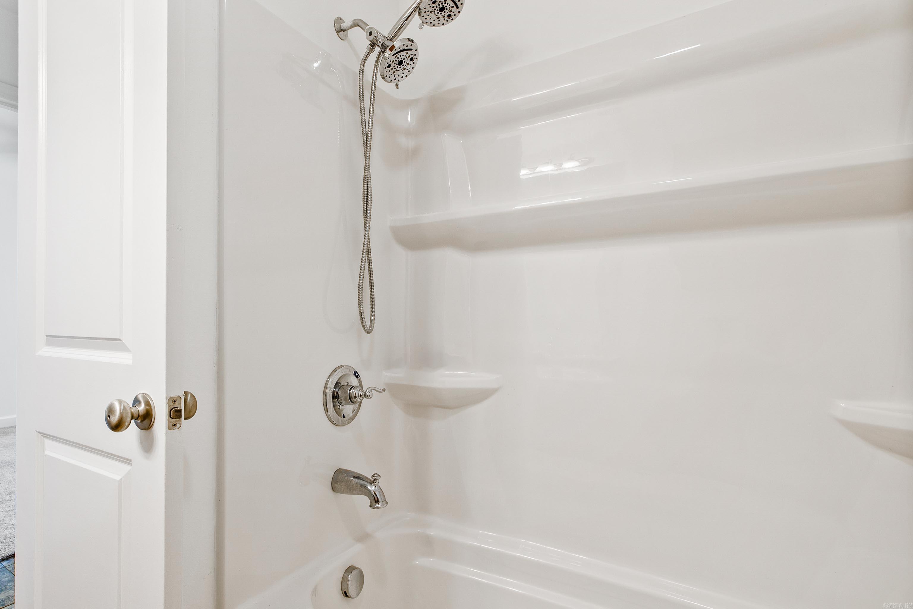 H E & L - Residential