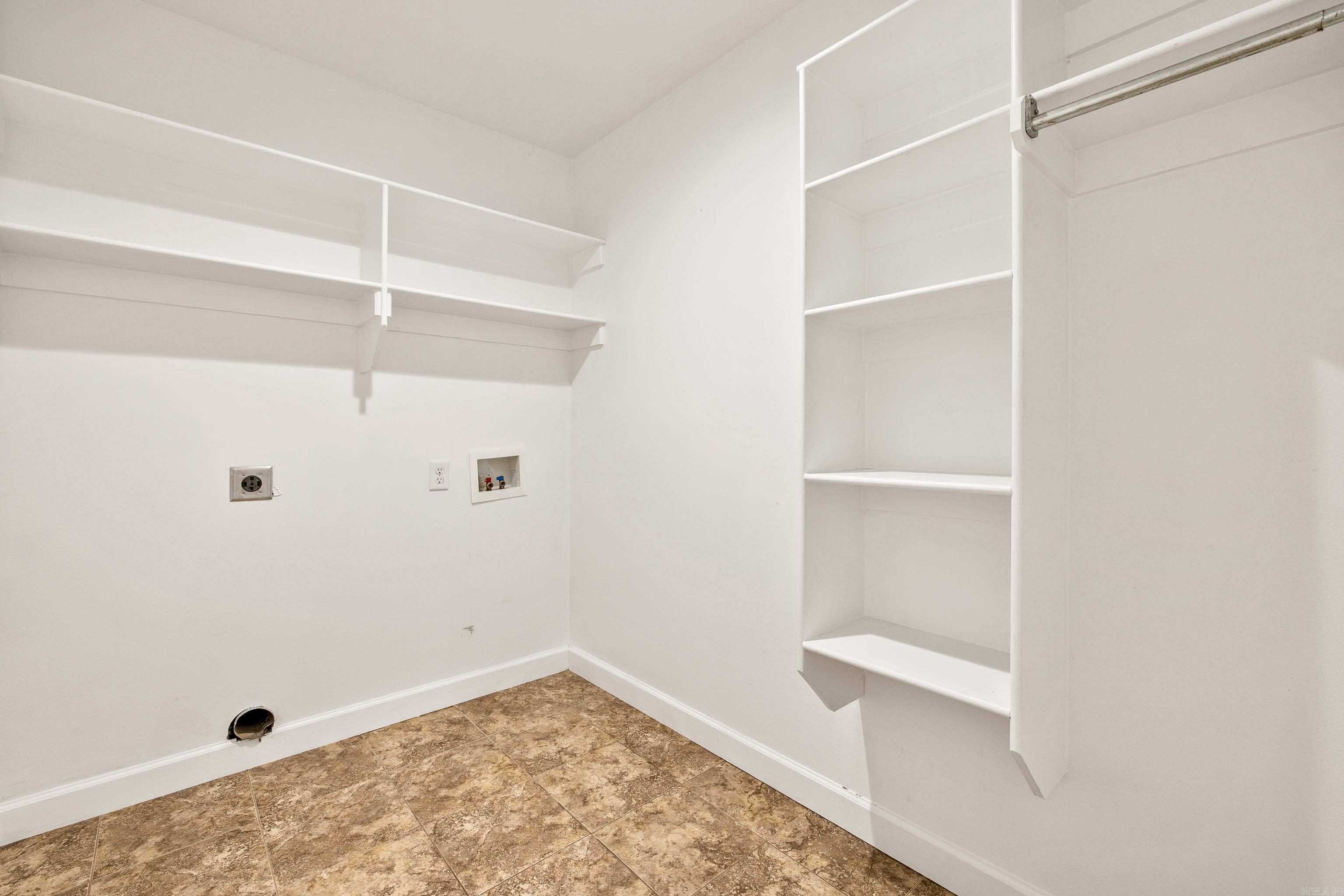 H E & L - Residential