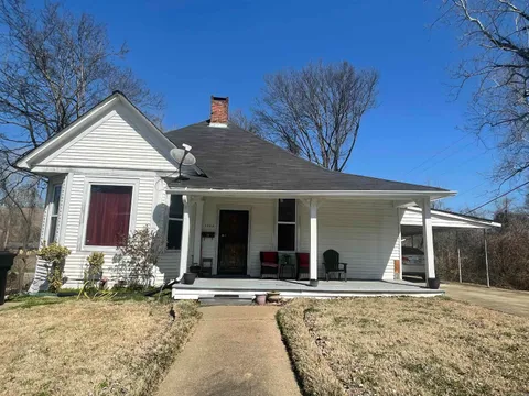 MLS: 25011739