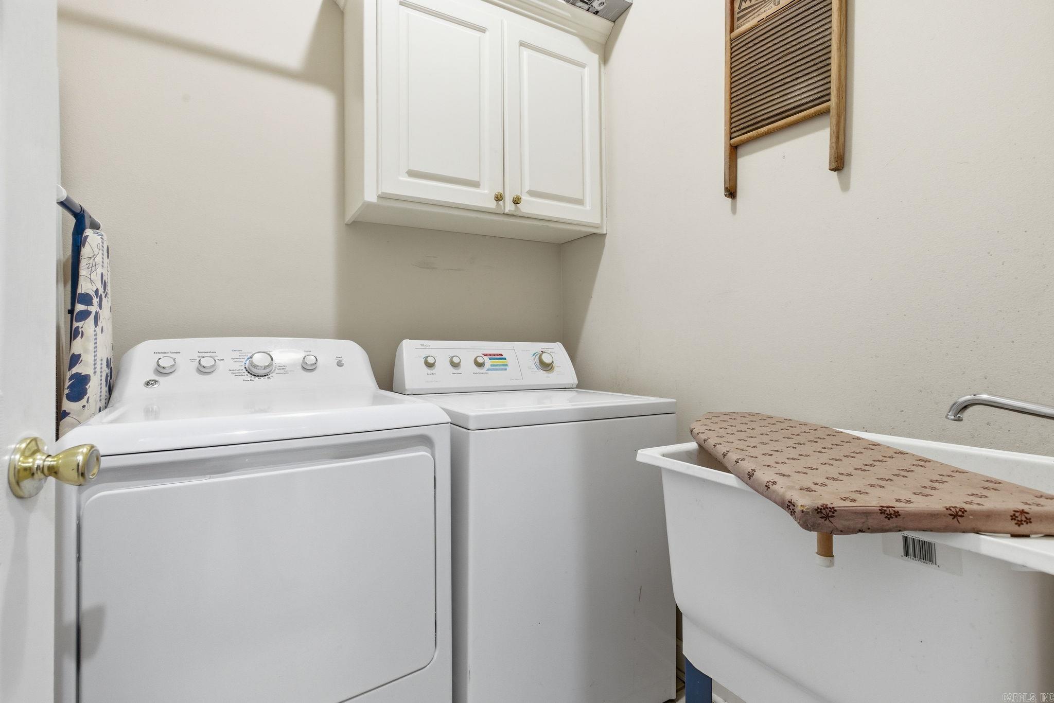 PECAN LAKE - Residential