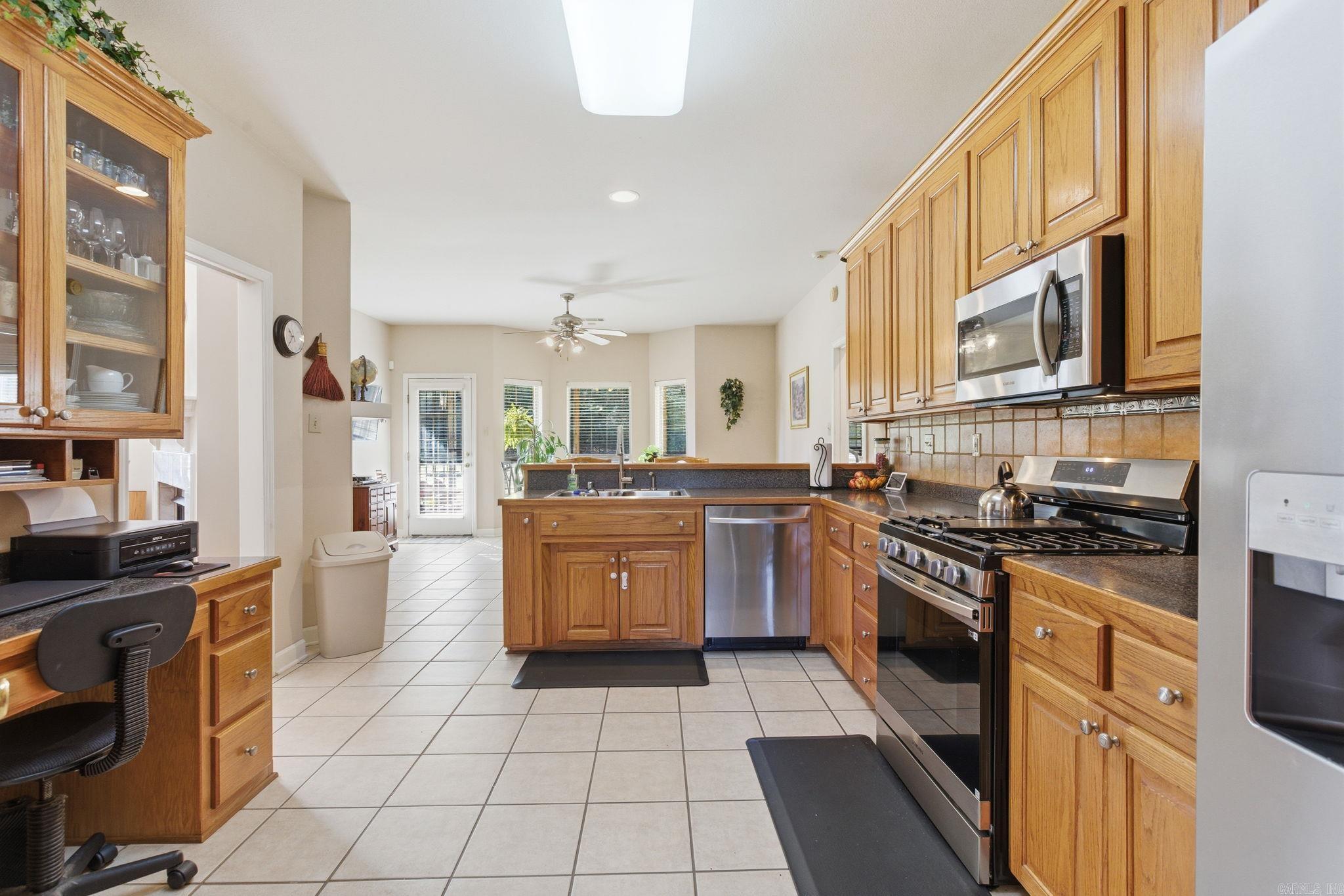 PECAN LAKE - Residential