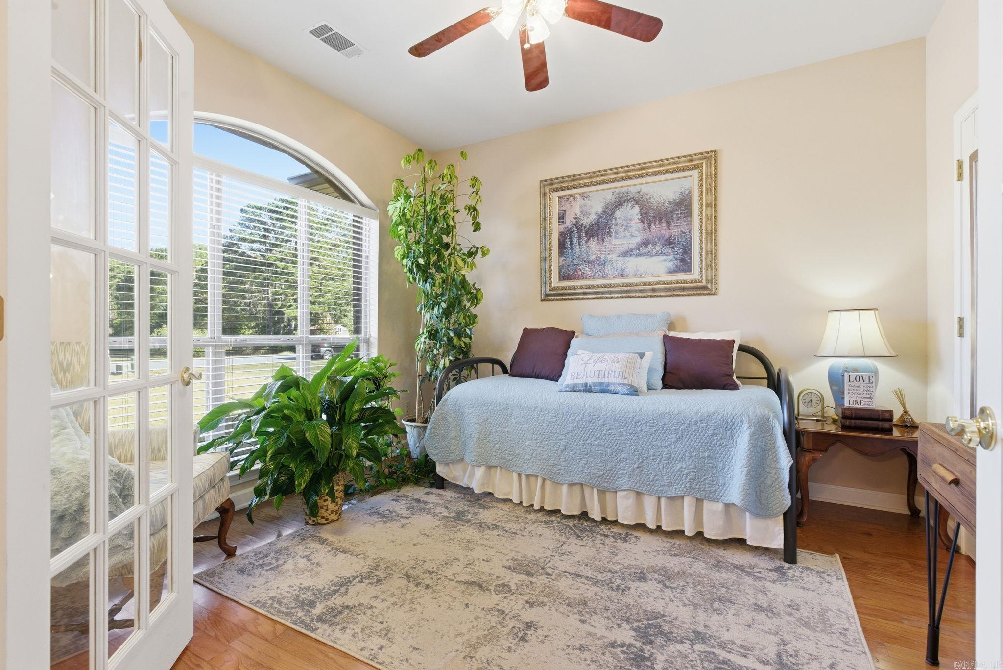 PECAN LAKE - Residential