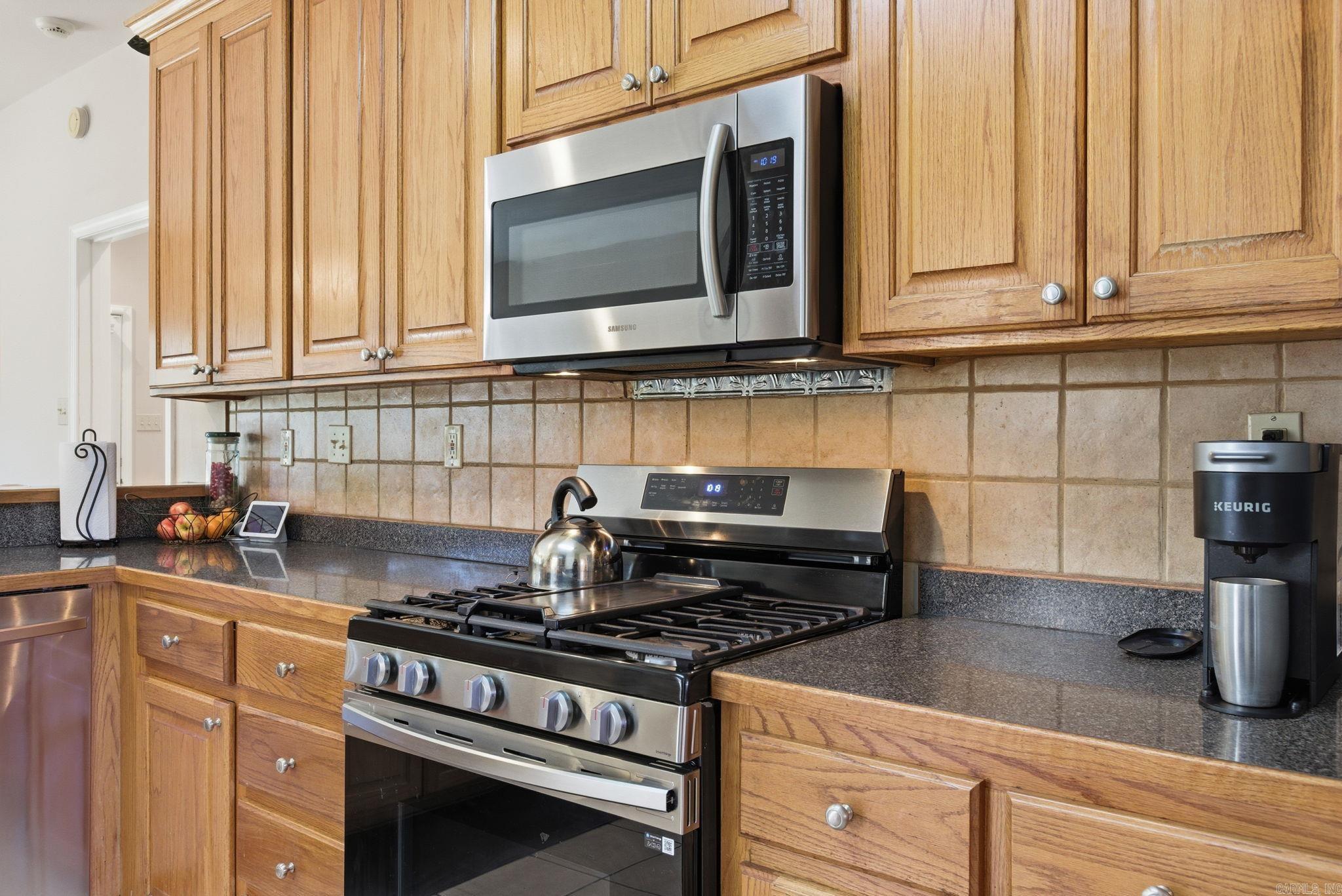 PECAN LAKE - Residential