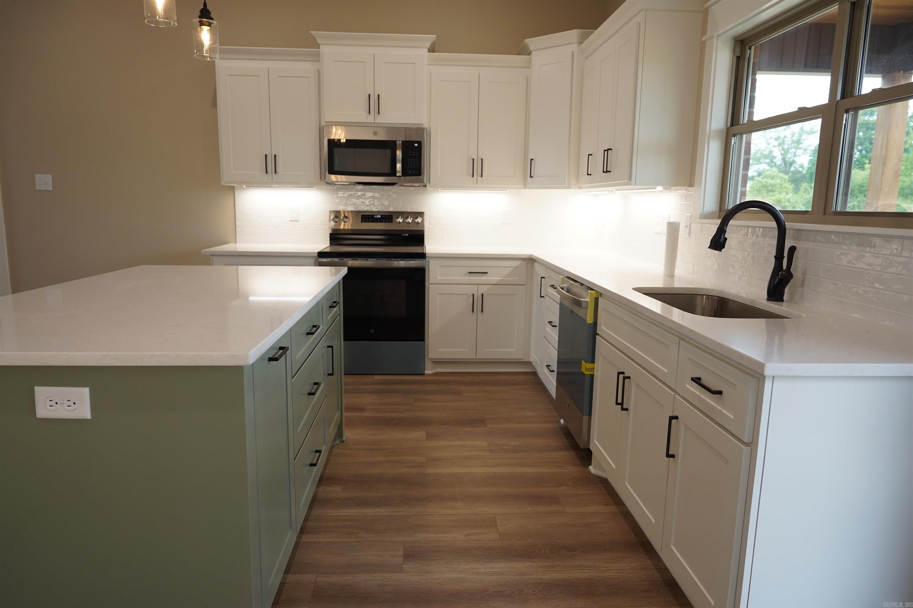 SUMMERLYN SUBDIVISION - Residential