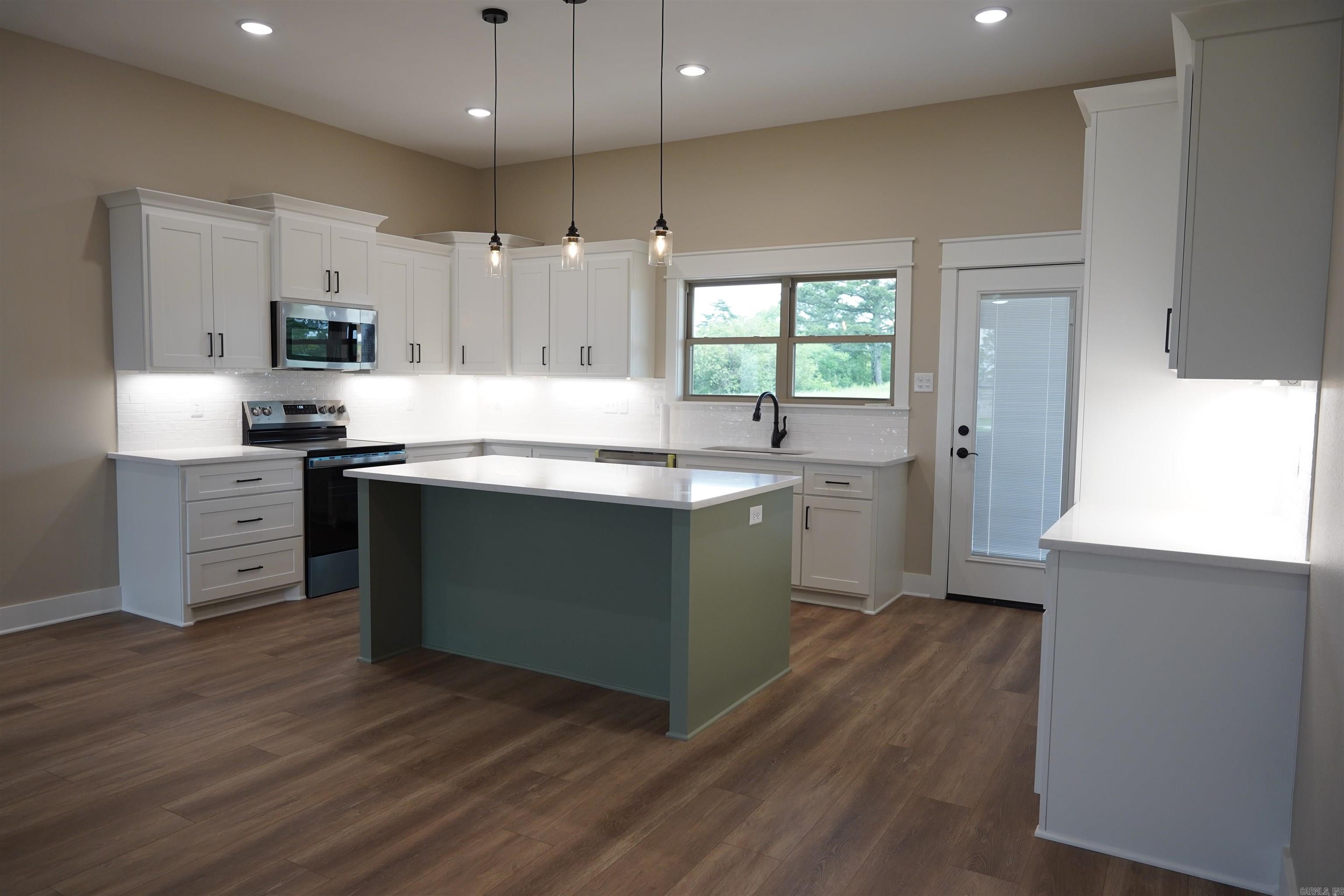 SUMMERLYN SUBDIVISION - Residential