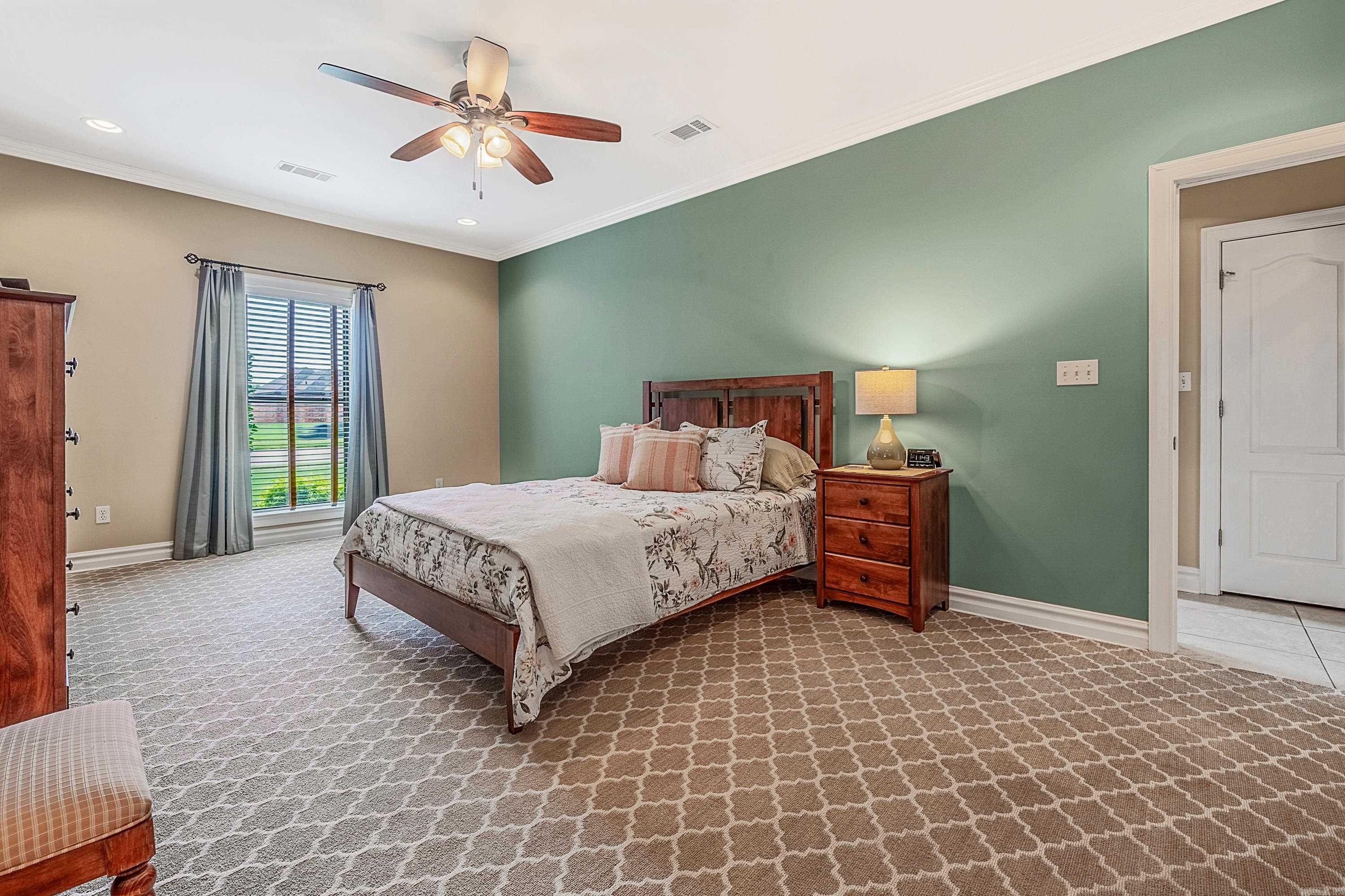 COUNTRY CLUB OF ARK THE - Residential