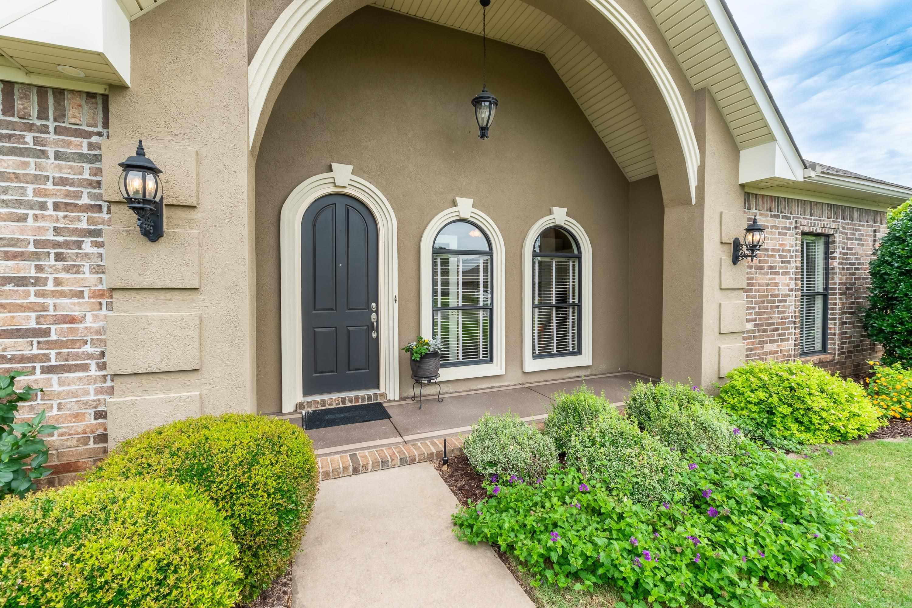 COUNTRY CLUB OF ARK THE - Residential