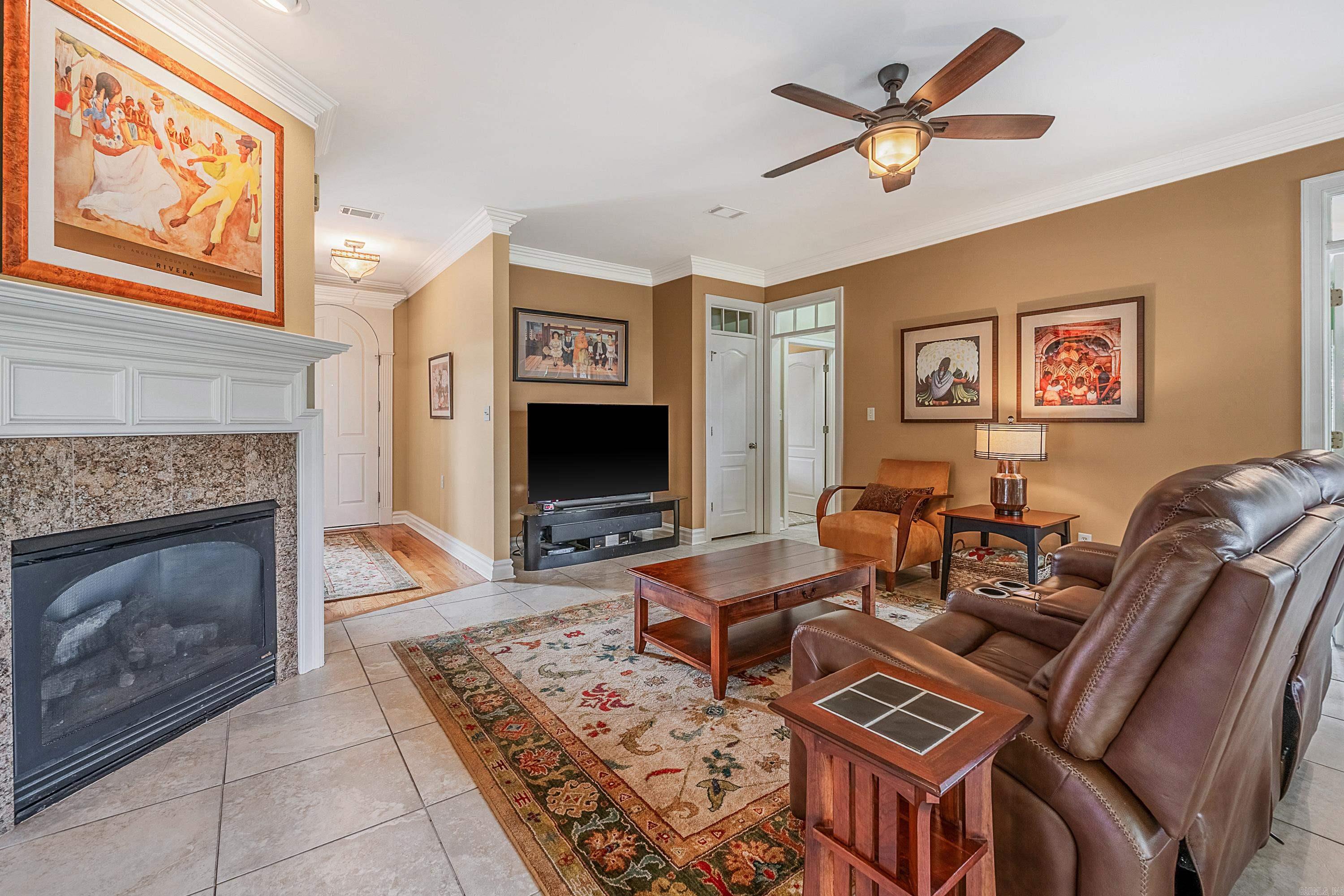 COUNTRY CLUB OF ARK THE - Residential