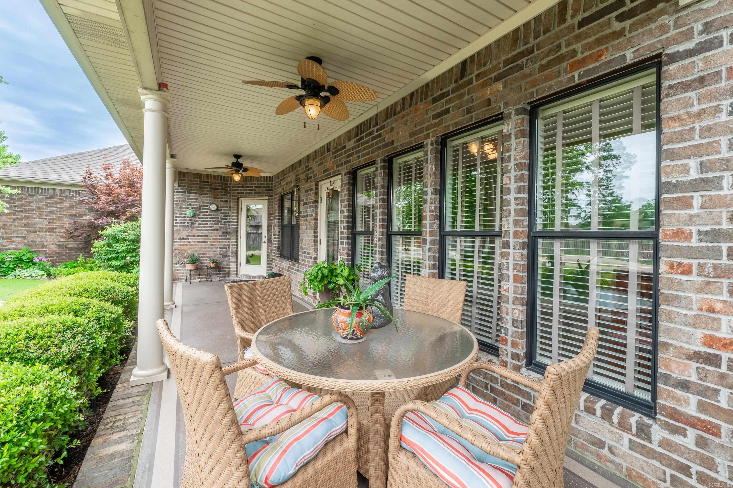 COUNTRY CLUB OF ARK THE - Residential