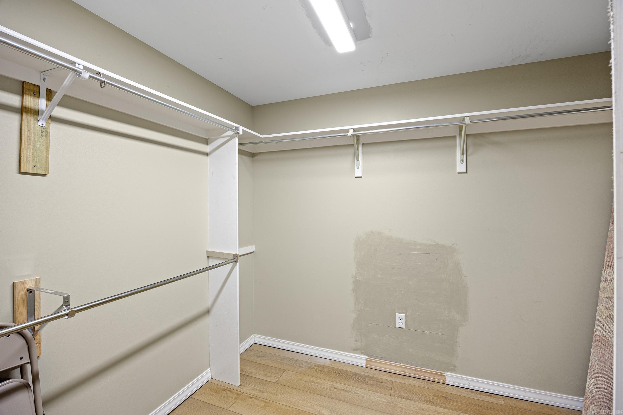 BROOKSIDE ESTATES - Residential