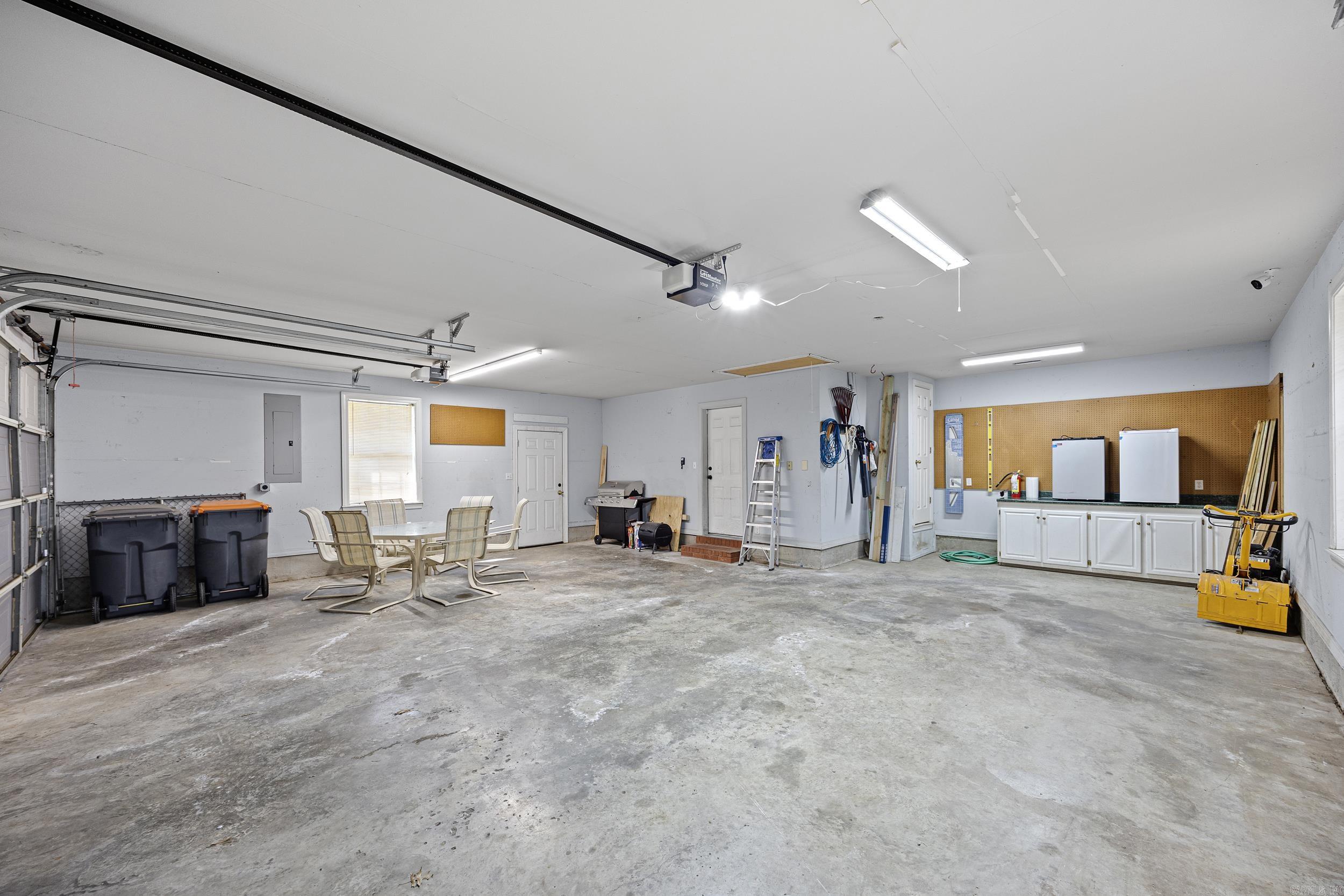 BROOKSIDE ESTATES - Residential