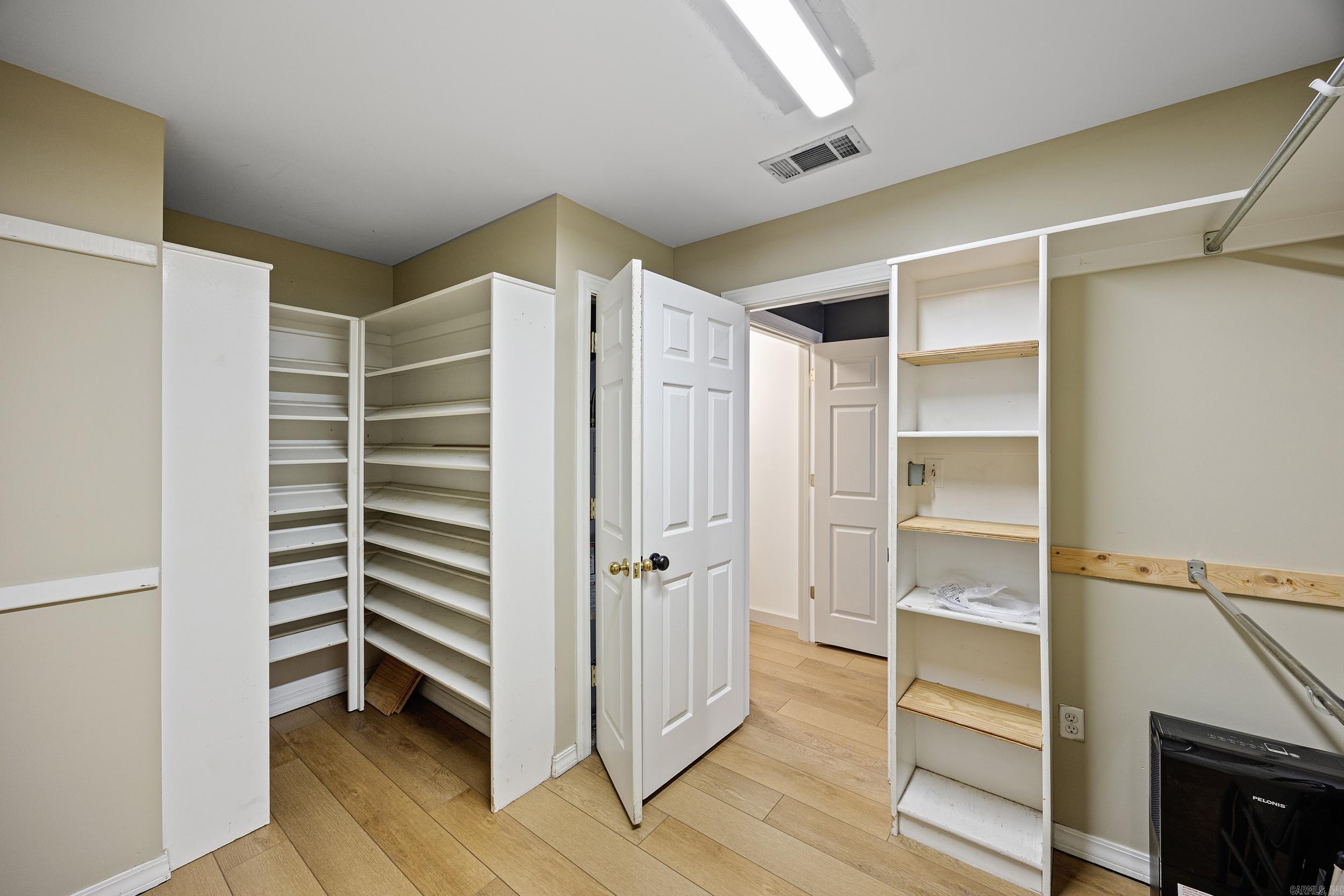 BROOKSIDE ESTATES - Residential