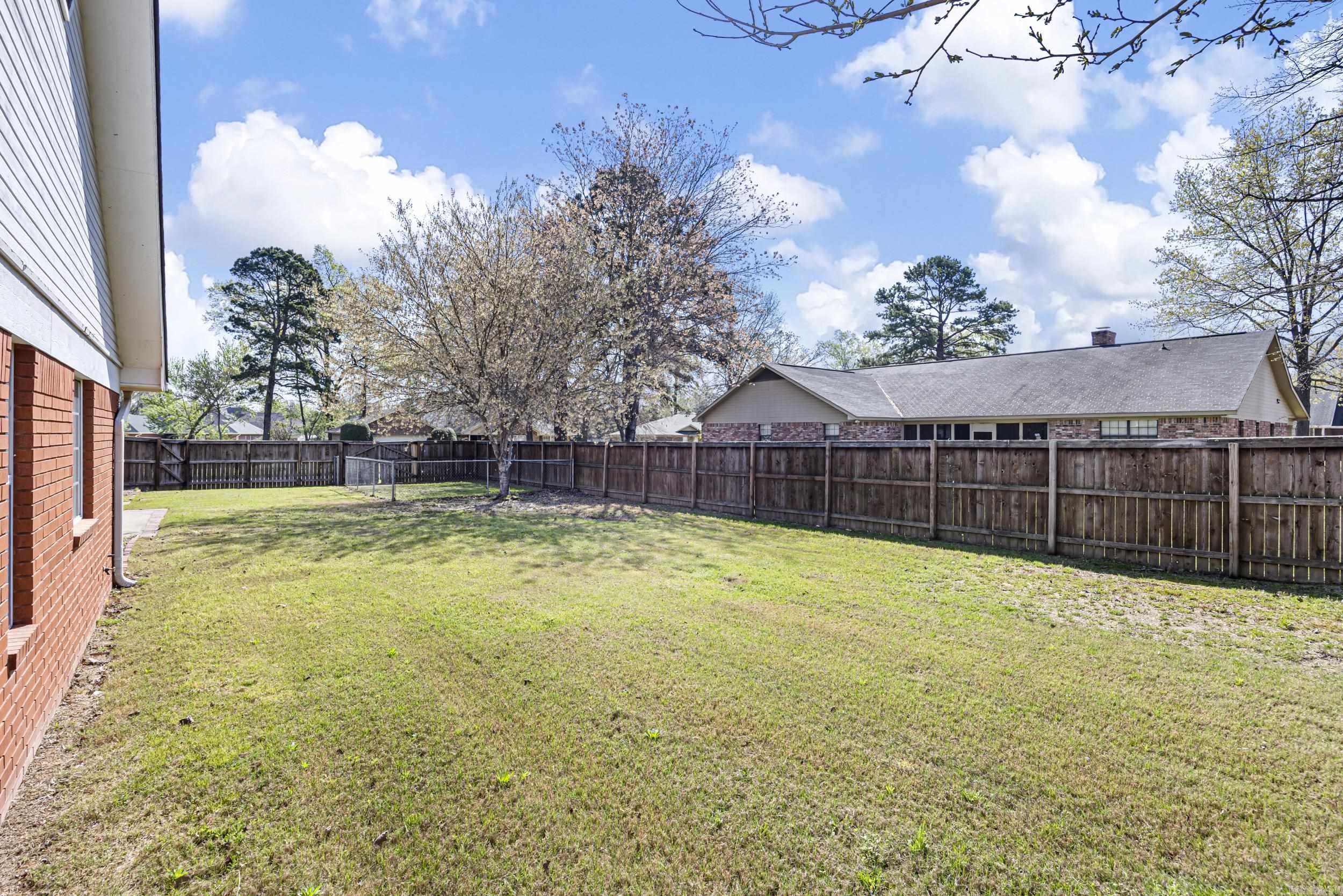 BROOKSIDE ESTATES - Residential