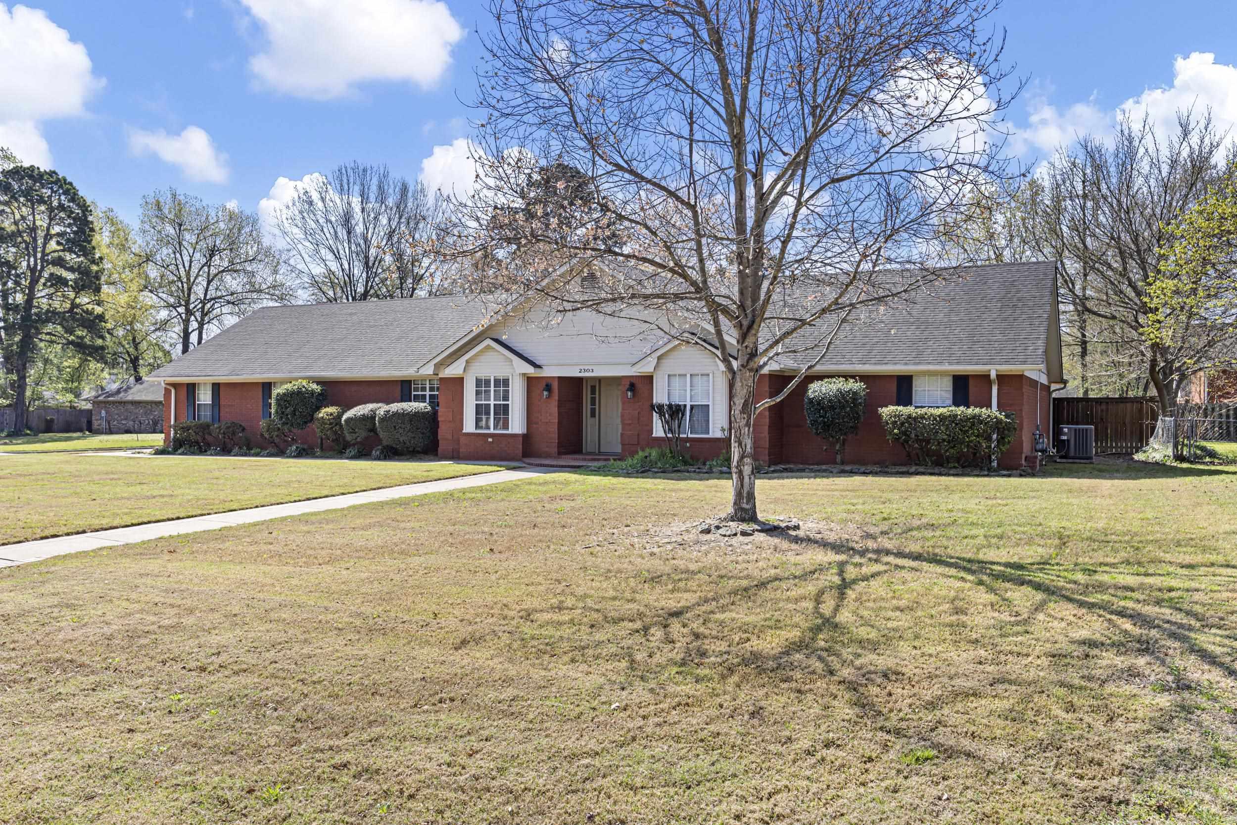 BROOKSIDE ESTATES - Residential