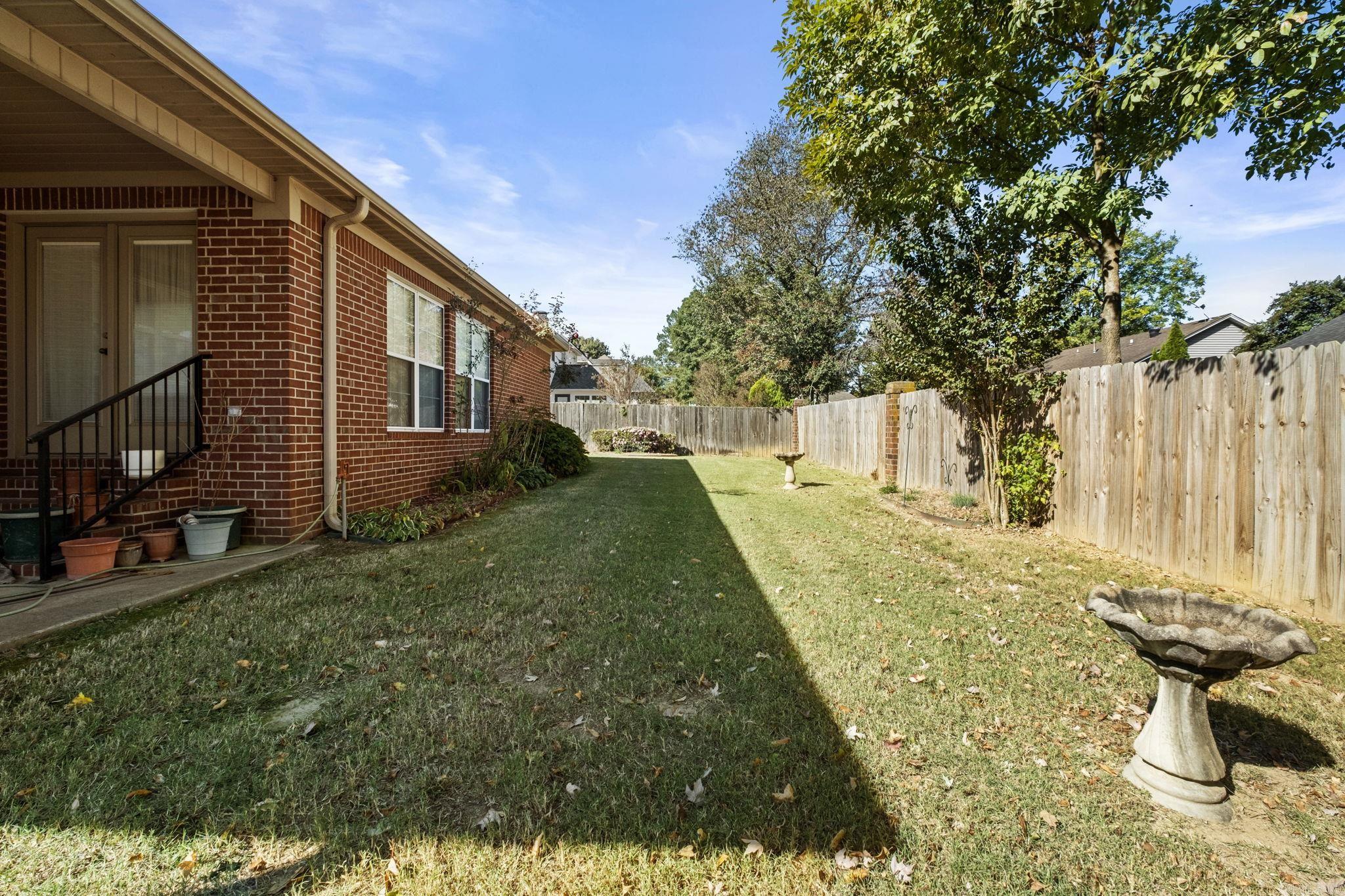 BELLE MEADE - Residential