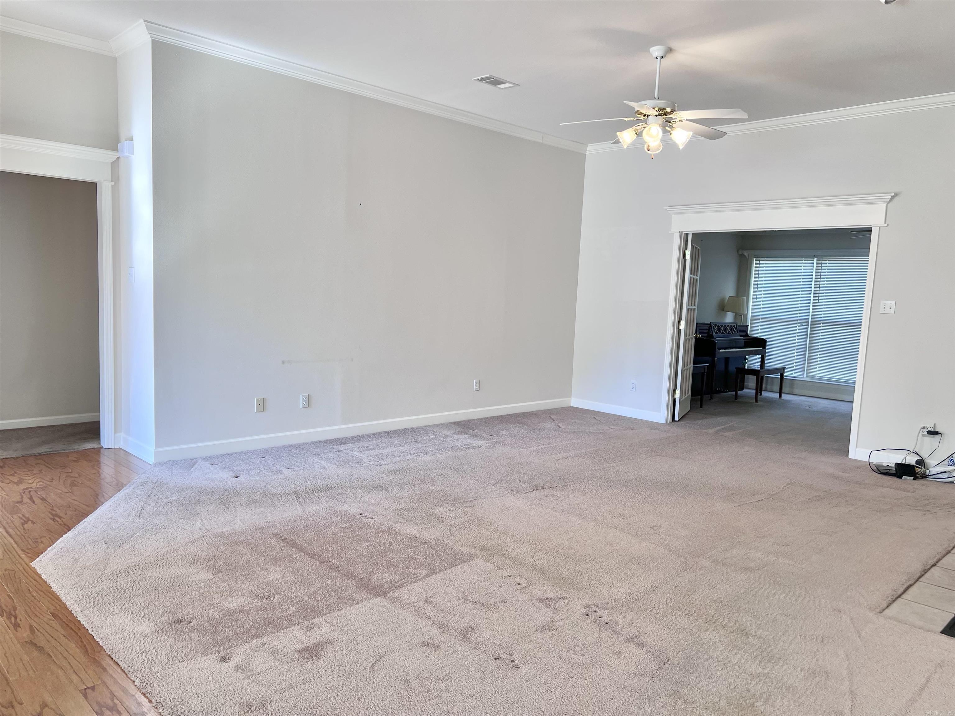 BELLE MEADE - Residential