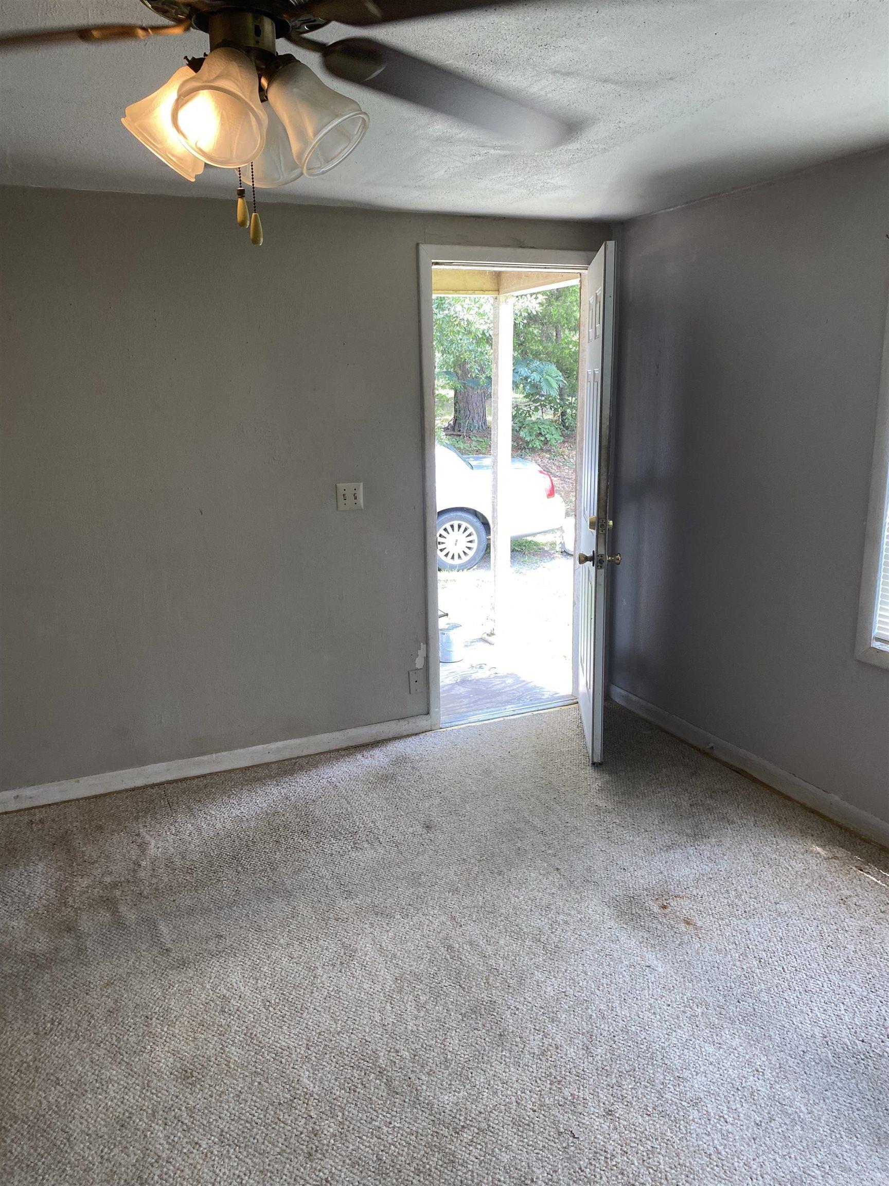 COVE ACREAGE - Residential