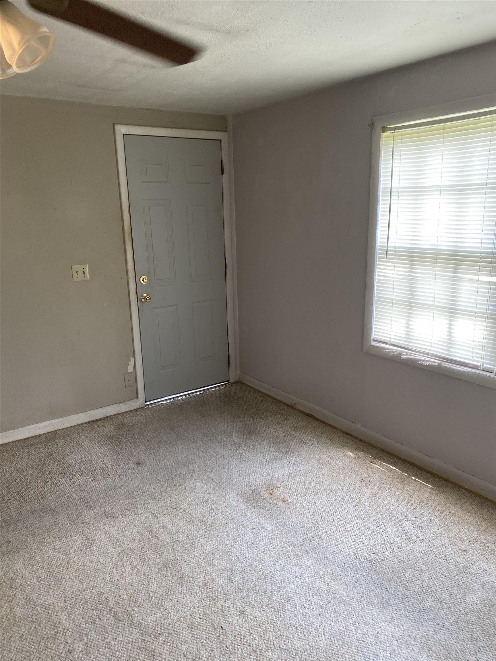 COVE ACREAGE - Residential