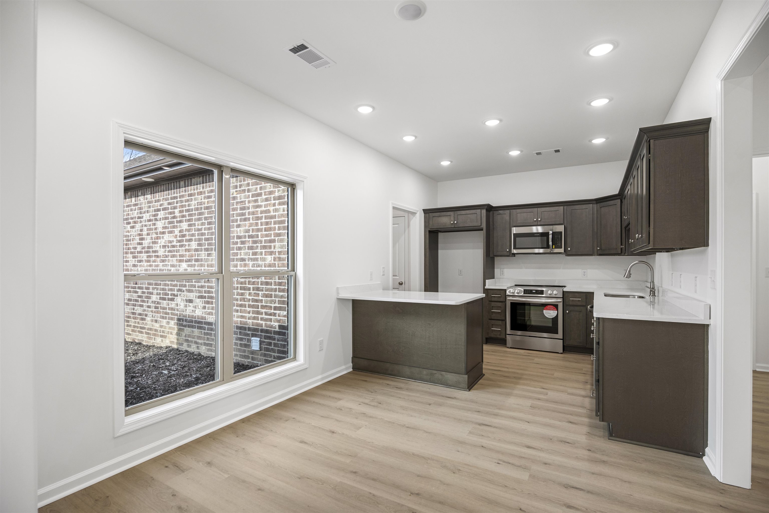 Oak View - Residential