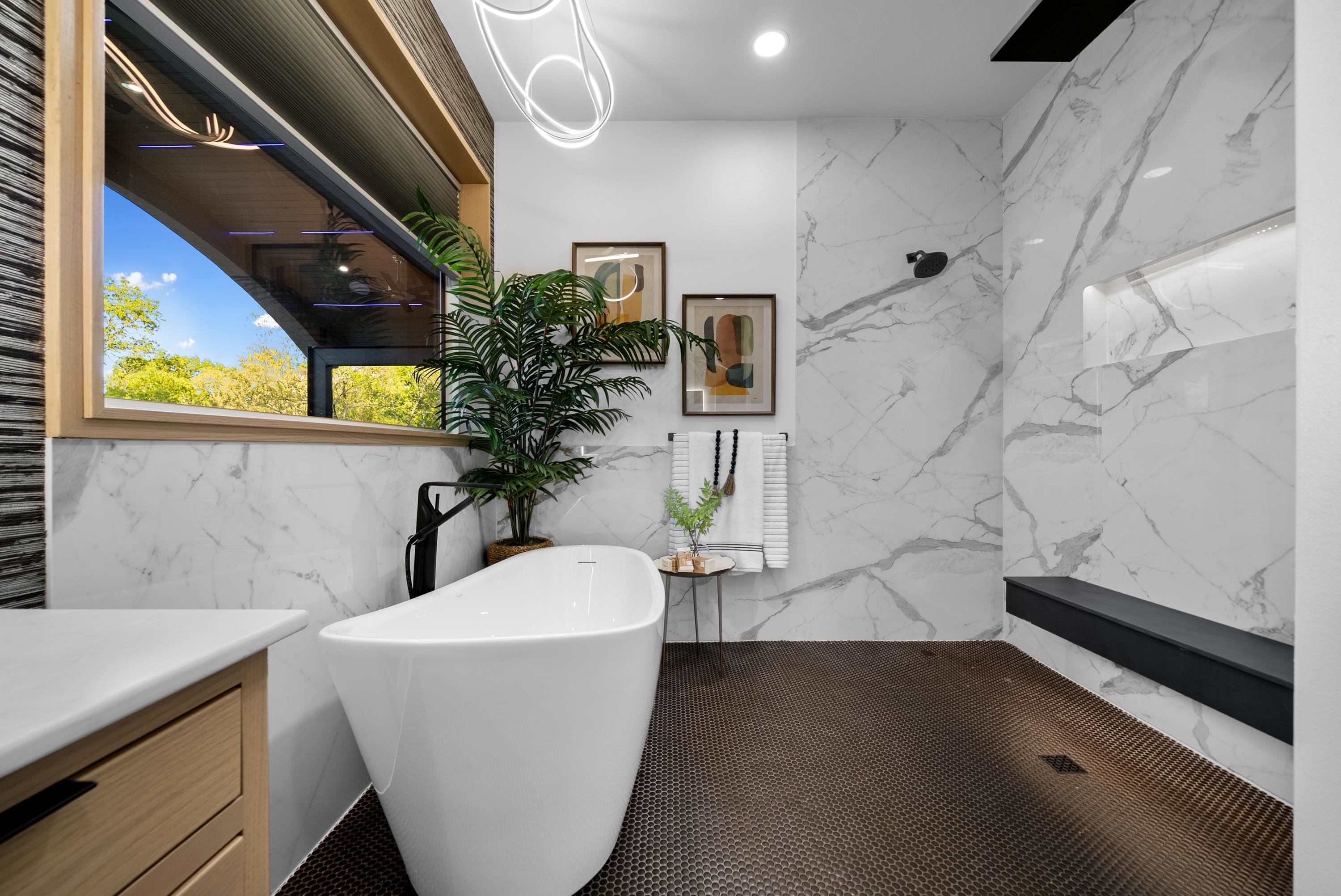 LAKE VIEW - Residential