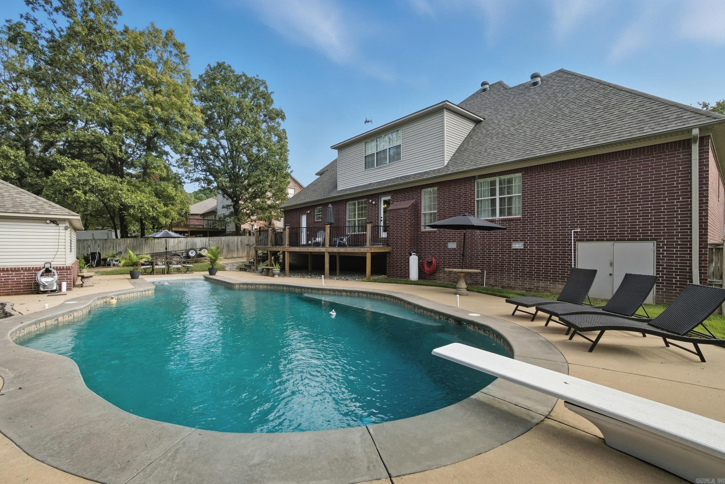NORTH HEIGHTS - Residential