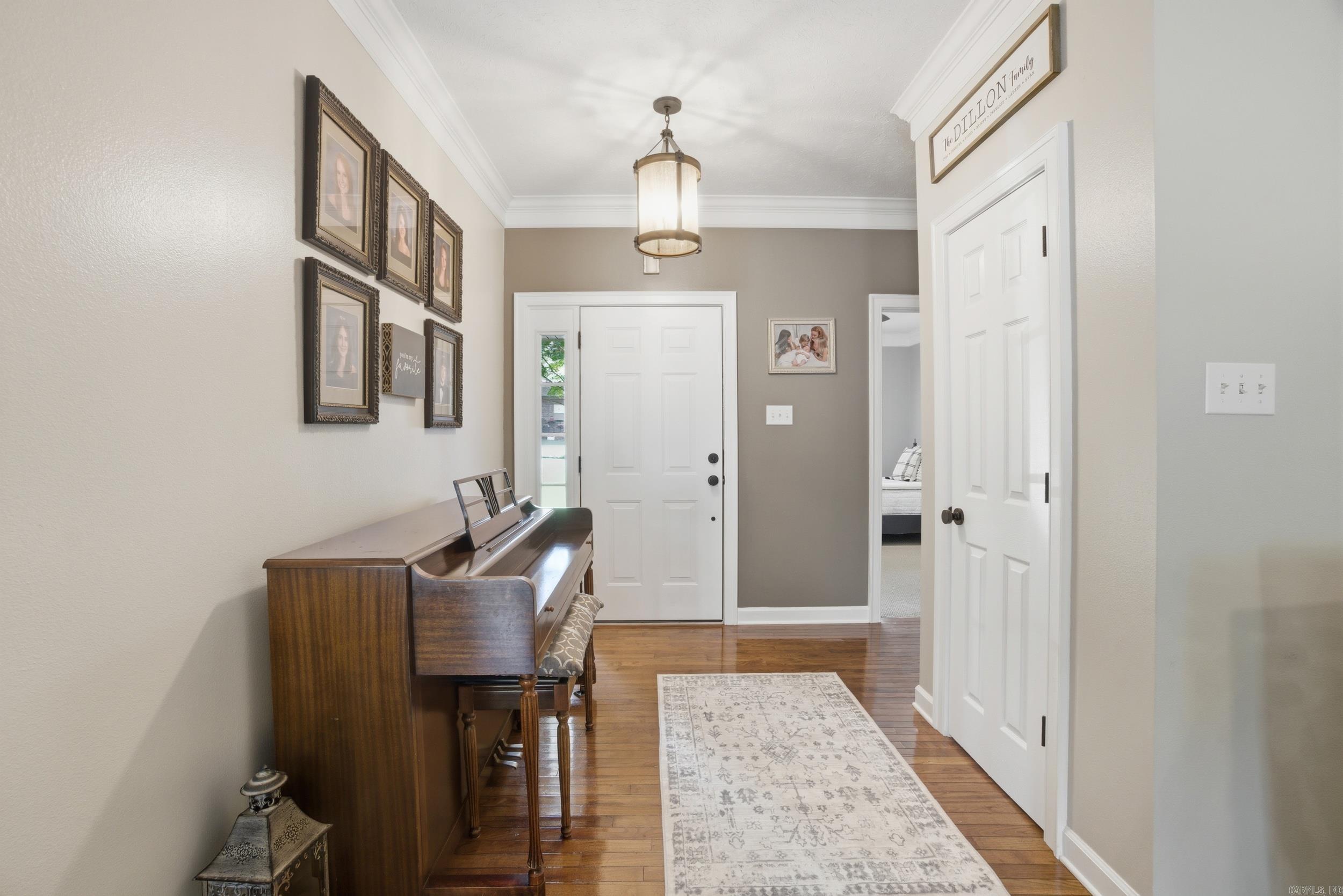 NORTH HEIGHTS - Residential