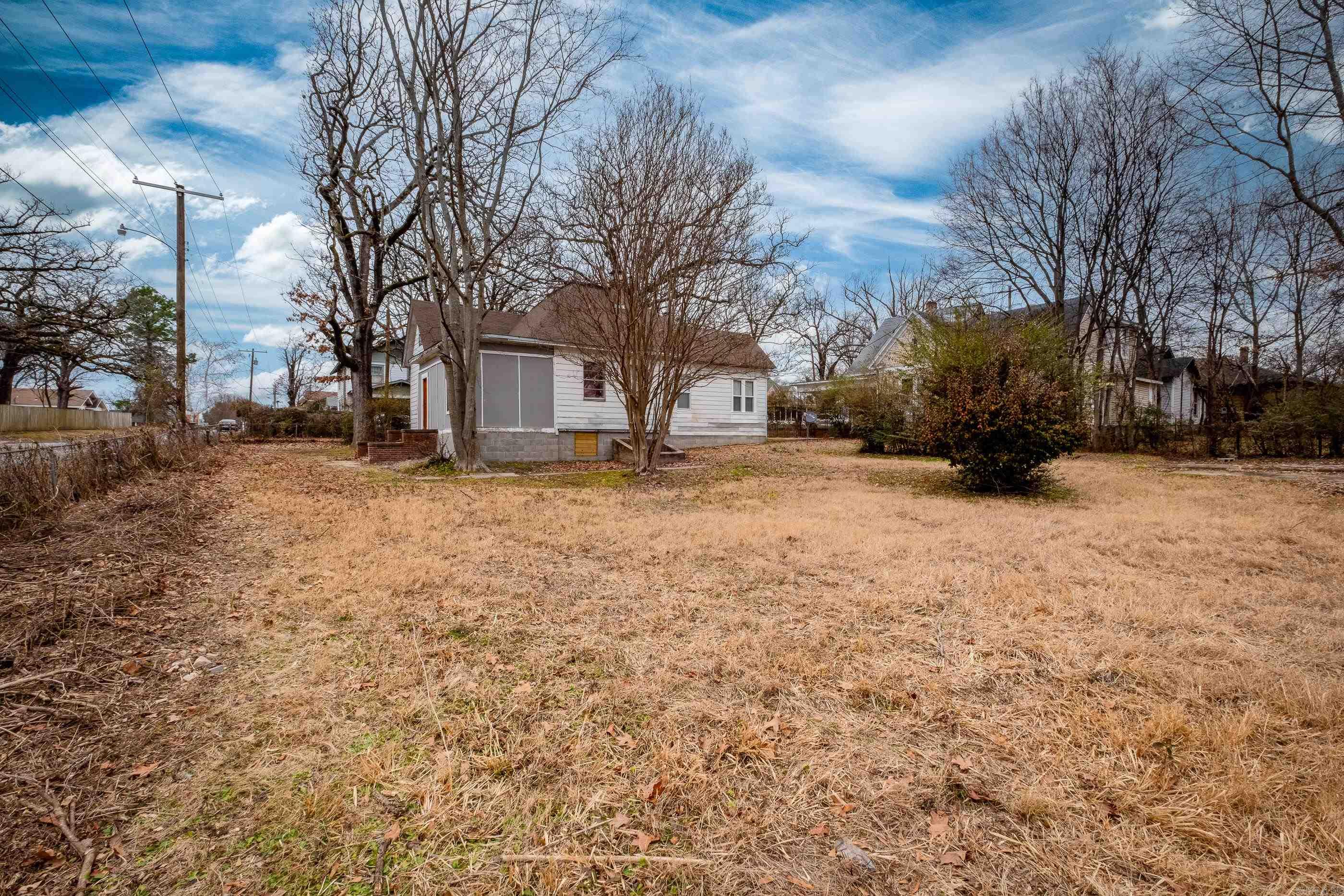 FOREST HILL - Residential