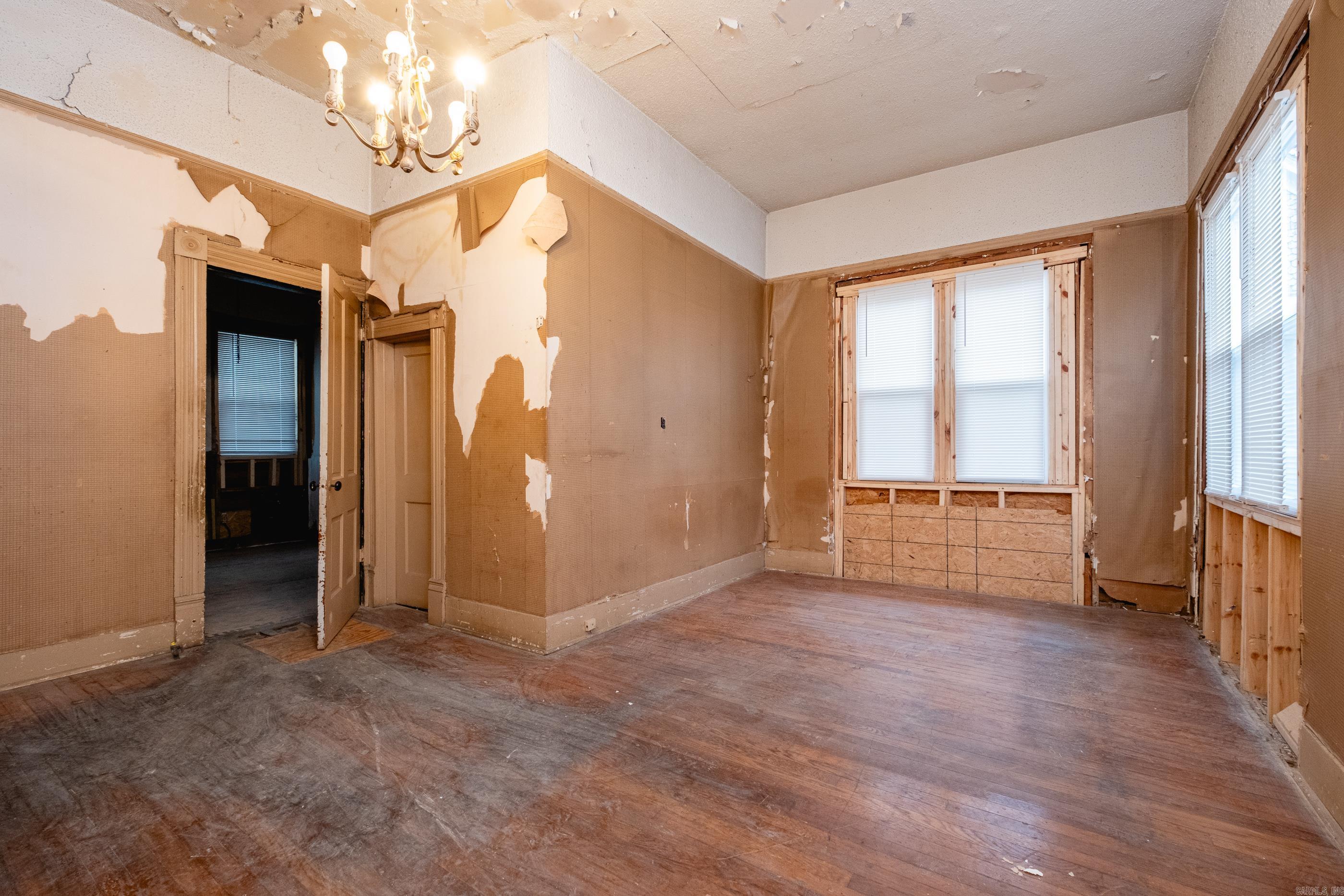 FOREST HILL - Residential