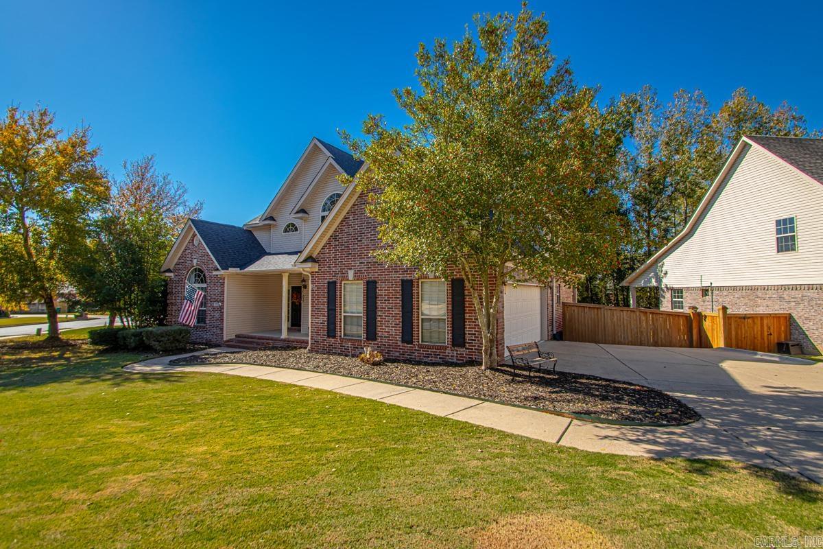 WOODLANDS EDGE - Residential