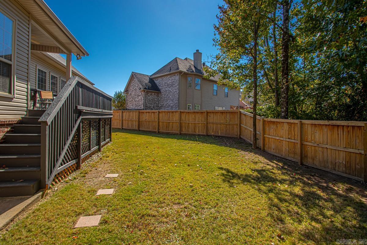 WOODLANDS EDGE - Residential