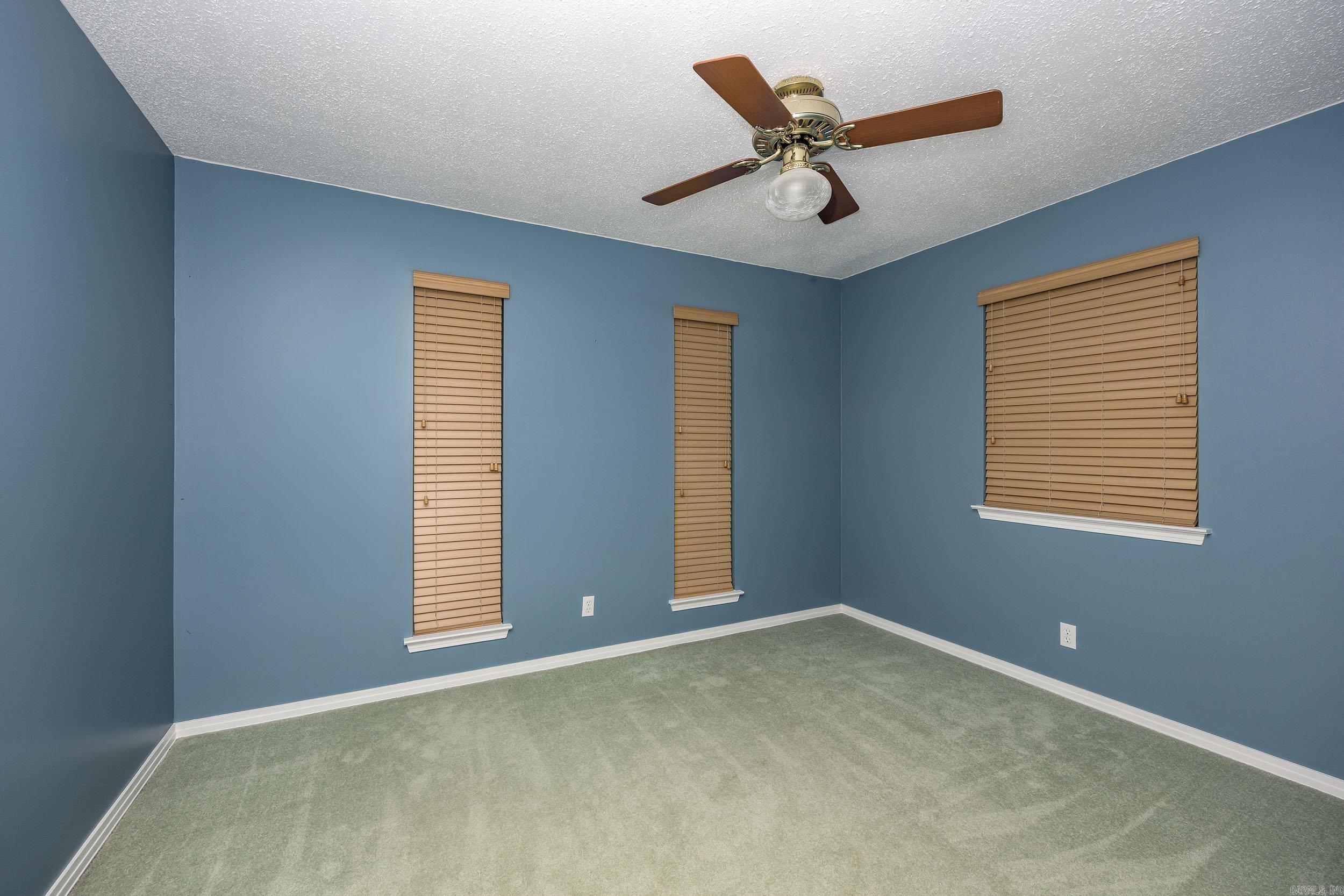 SUBURBANETTE ESTATES - Residential