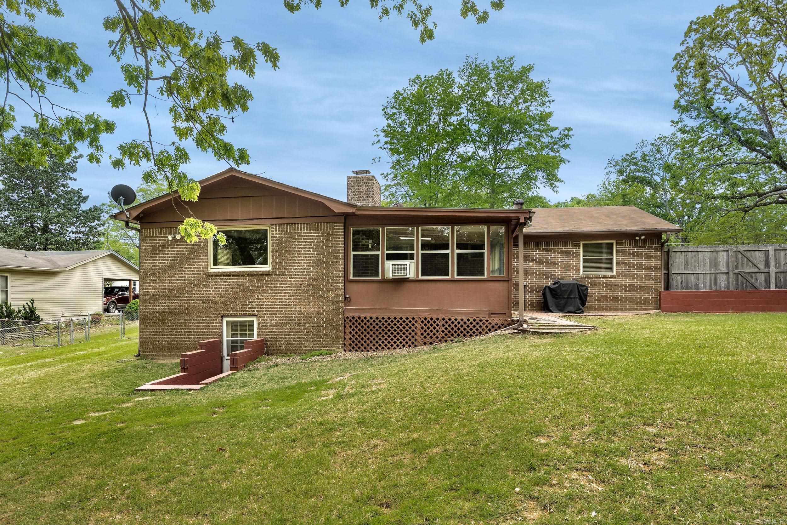 SUBURBANETTE ESTATES - Residential