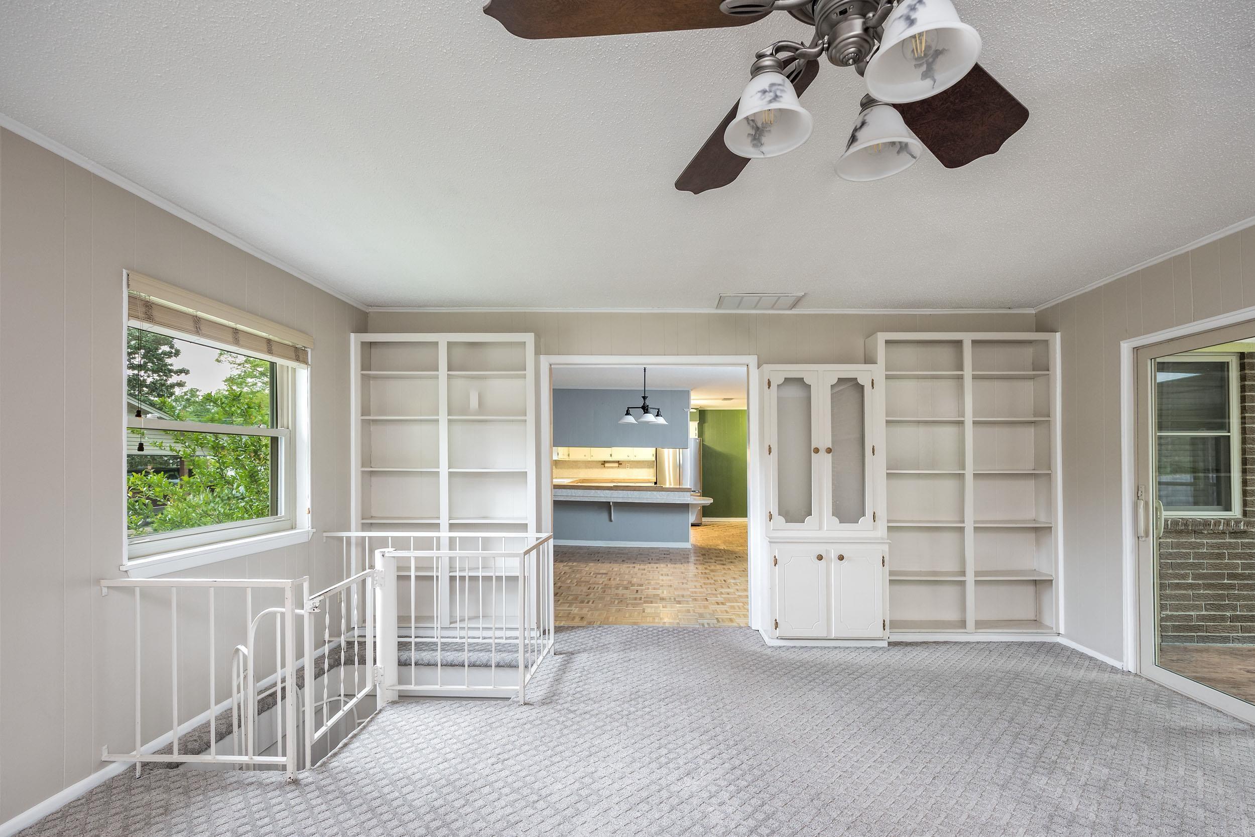 SUBURBANETTE ESTATES - Residential