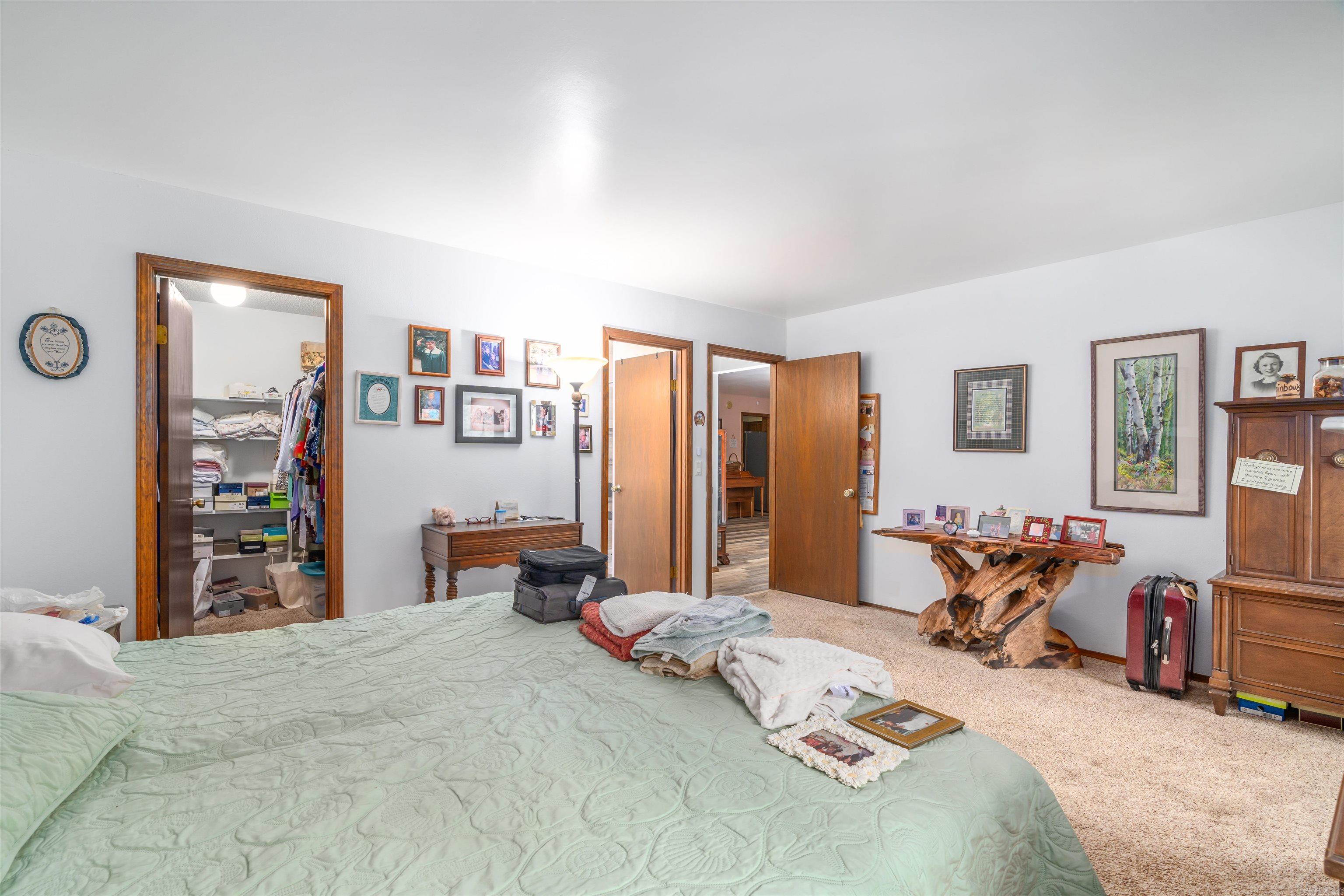 Segovia Courts - Residential