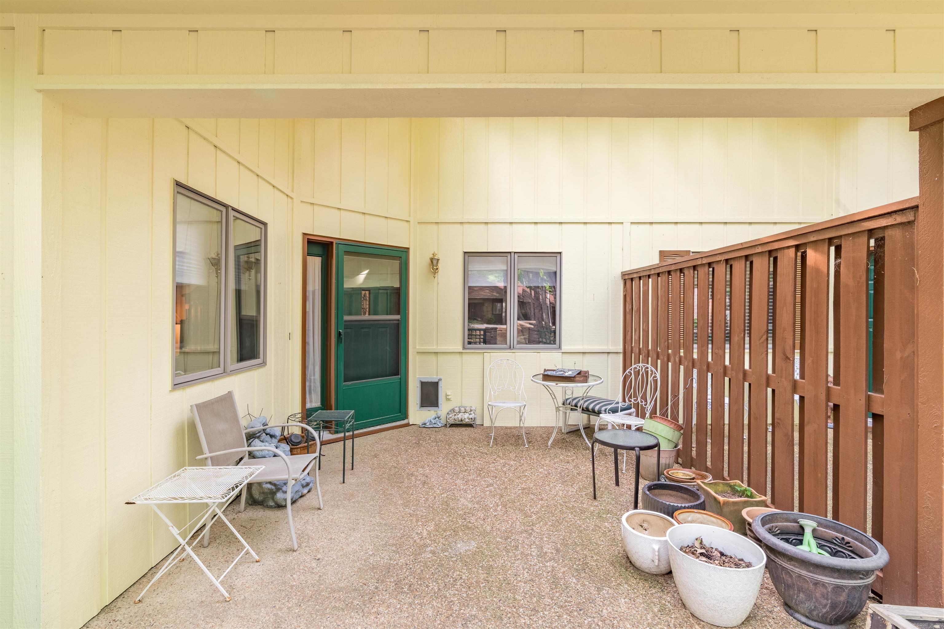 Segovia Courts - Residential