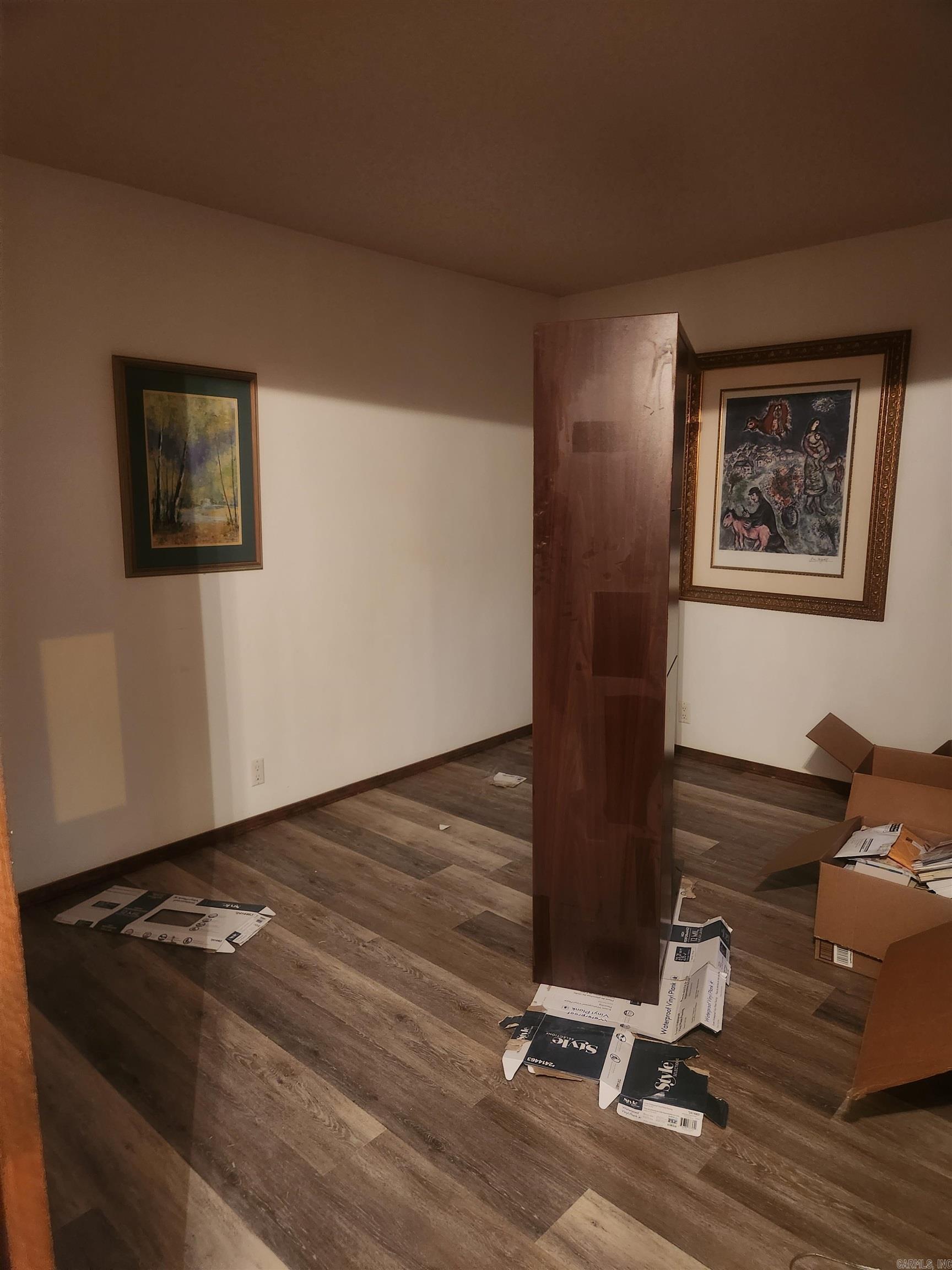 Segovia Courts - Residential