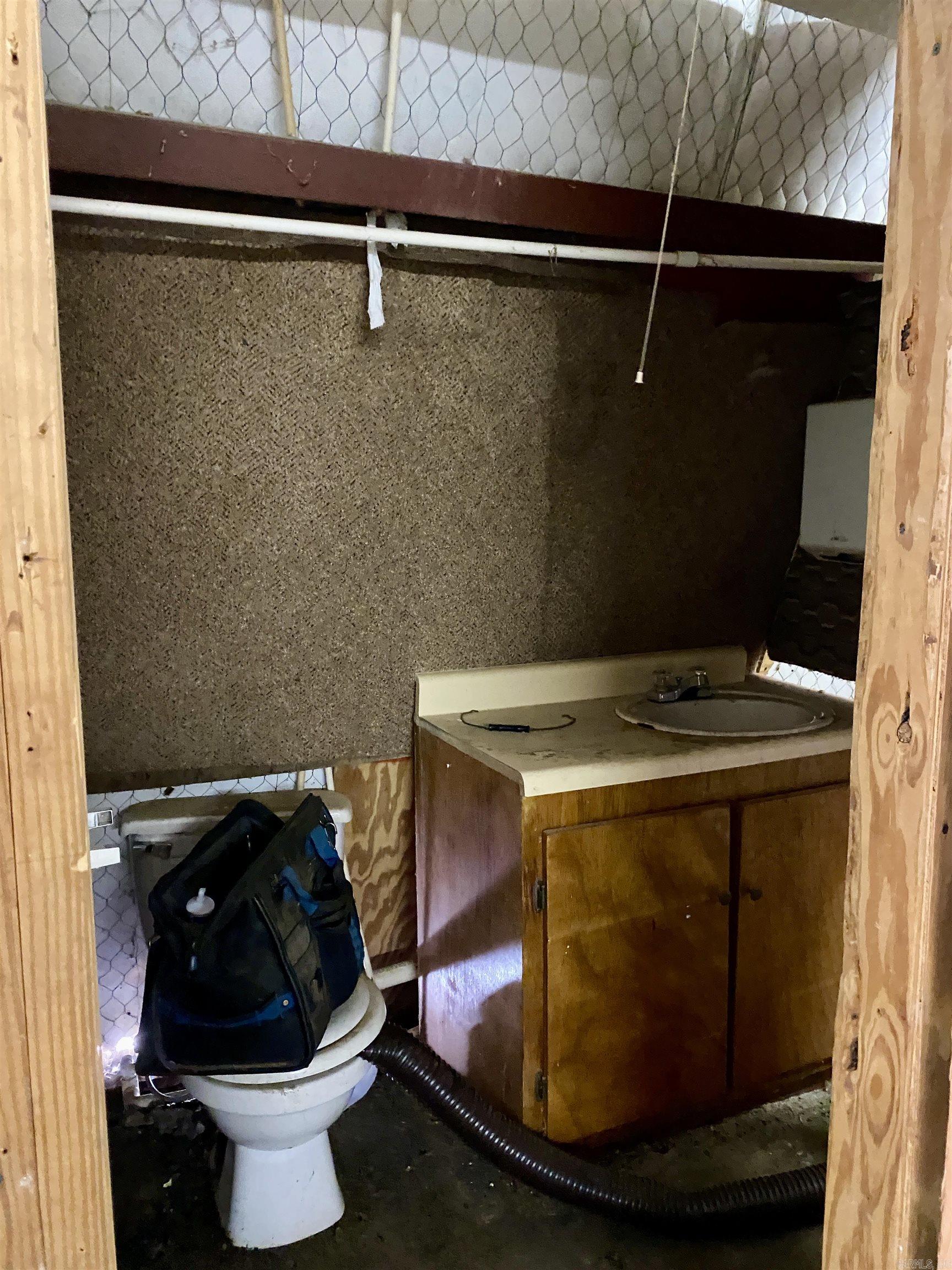 Metes & Bounds - Commercial Sale