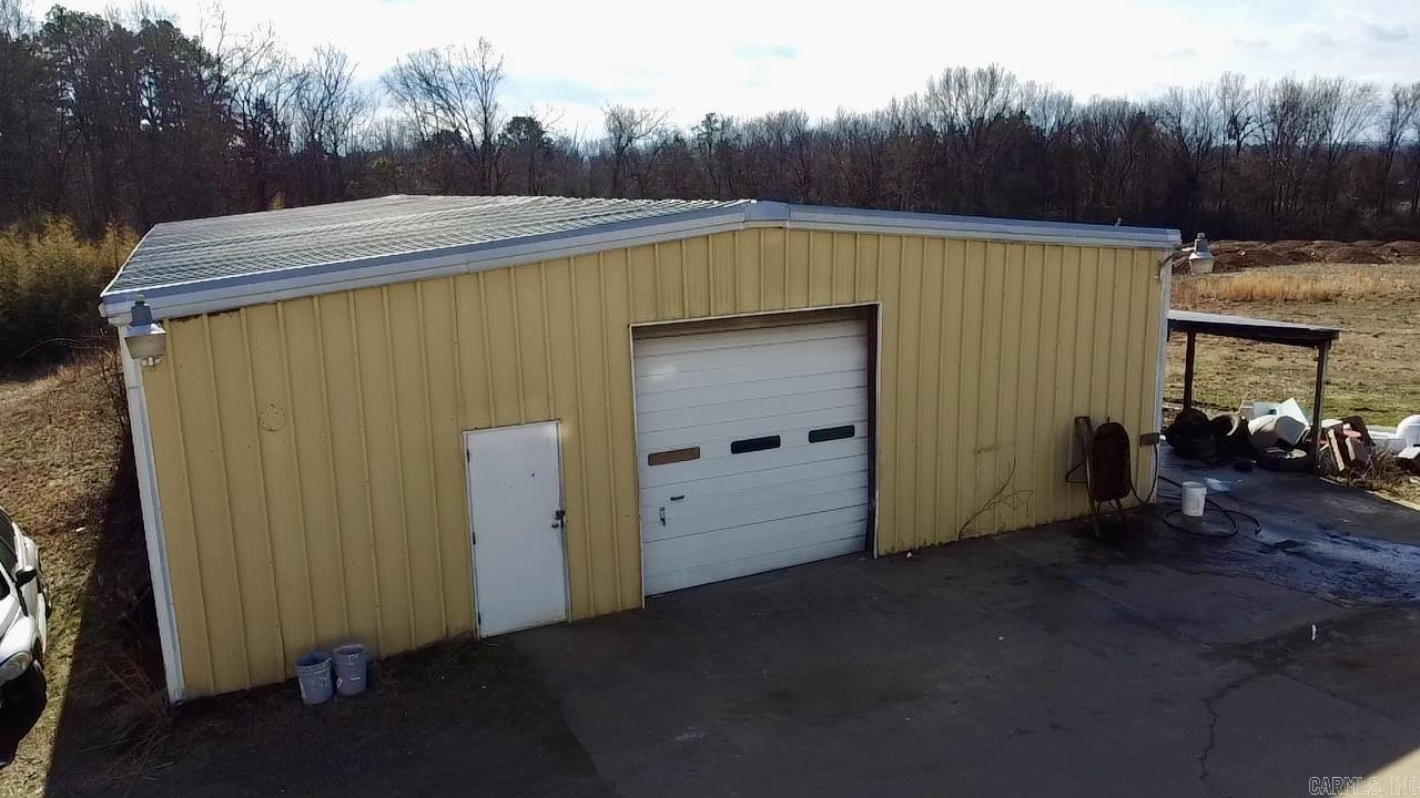 Metes & Bounds - Commercial Sale