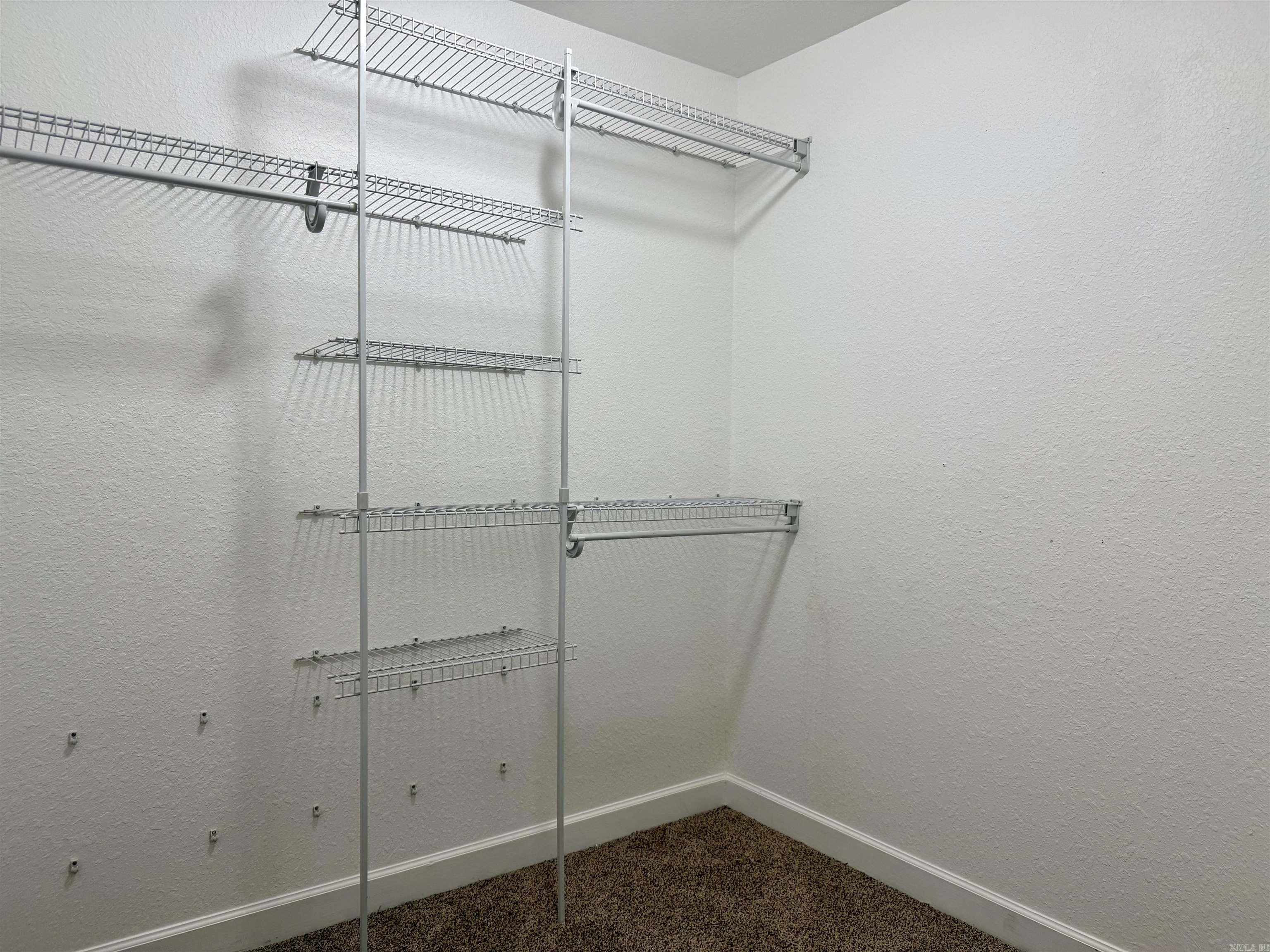 WOODLAND HILLS - Residential