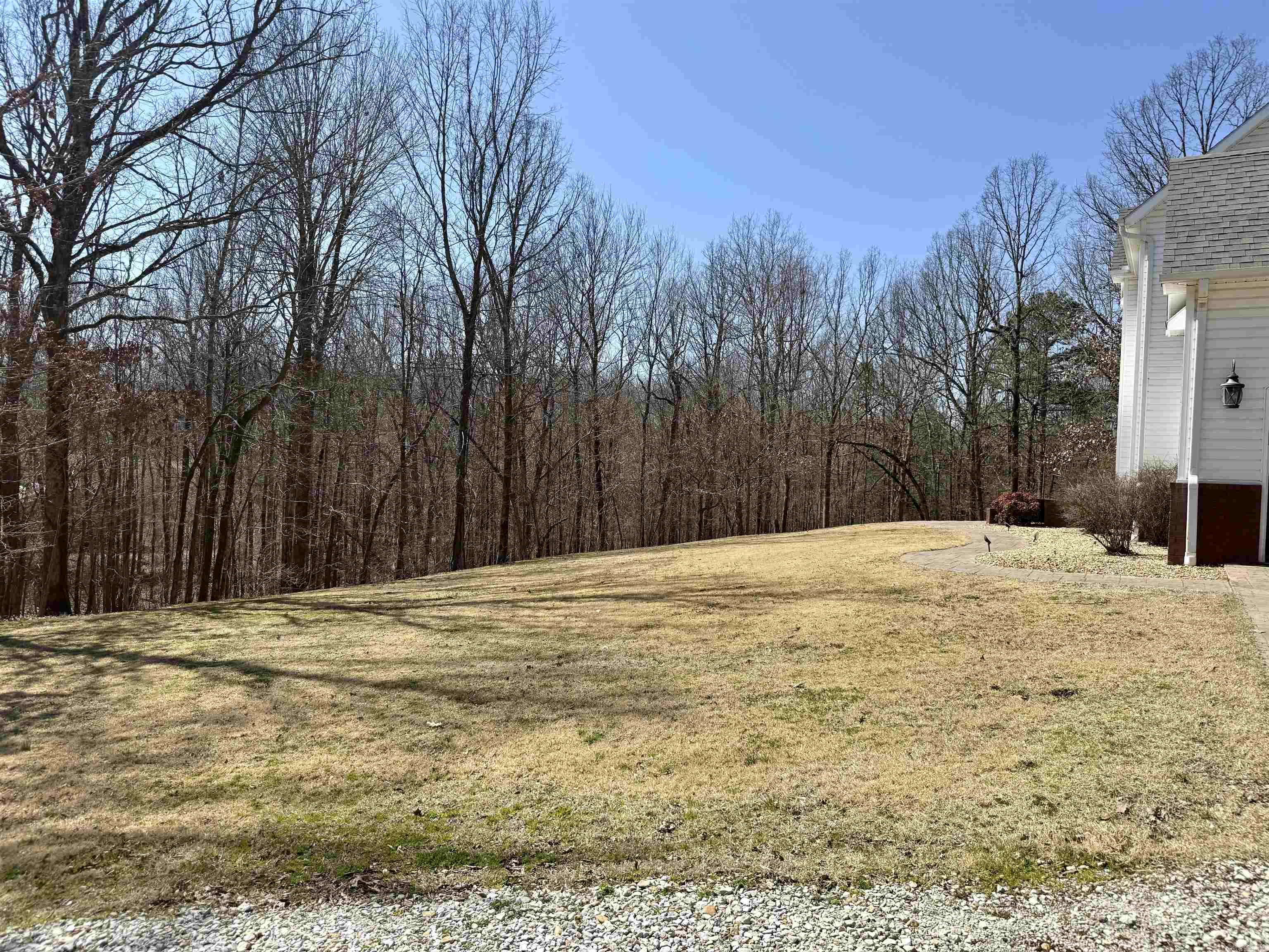 WOODLAND HILLS - Residential