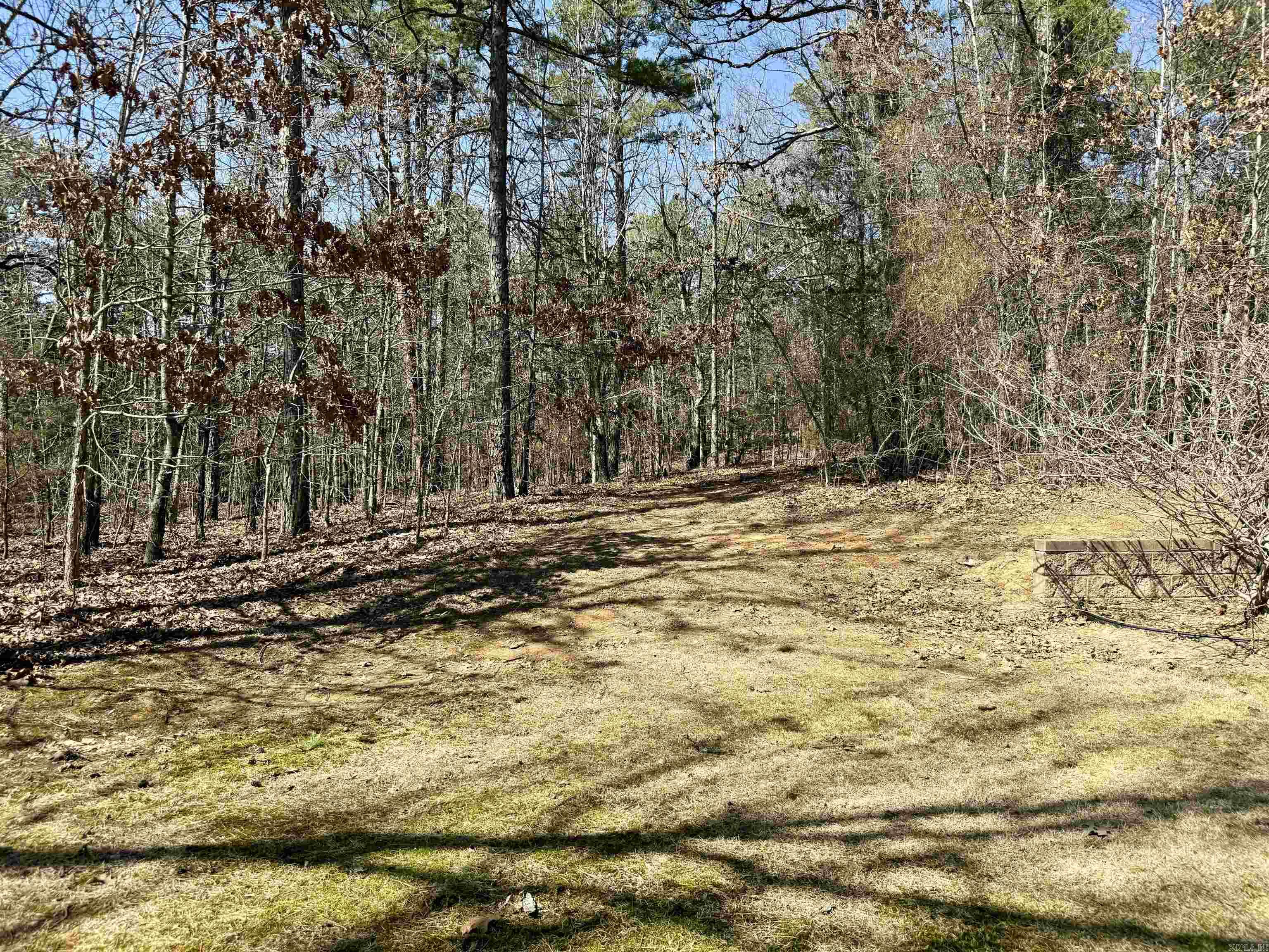 WOODLAND HILLS - Residential