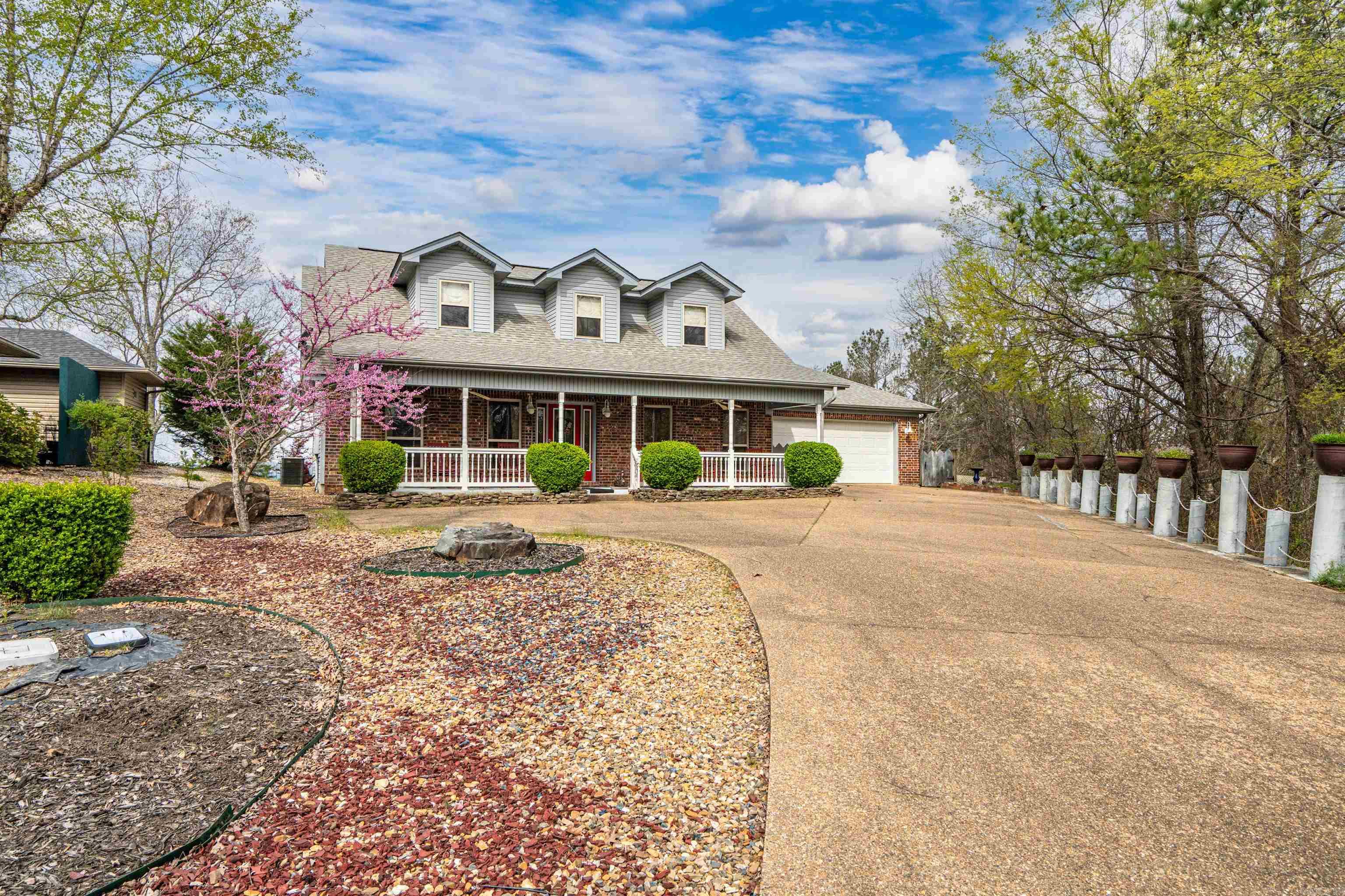 LADERA - Residential