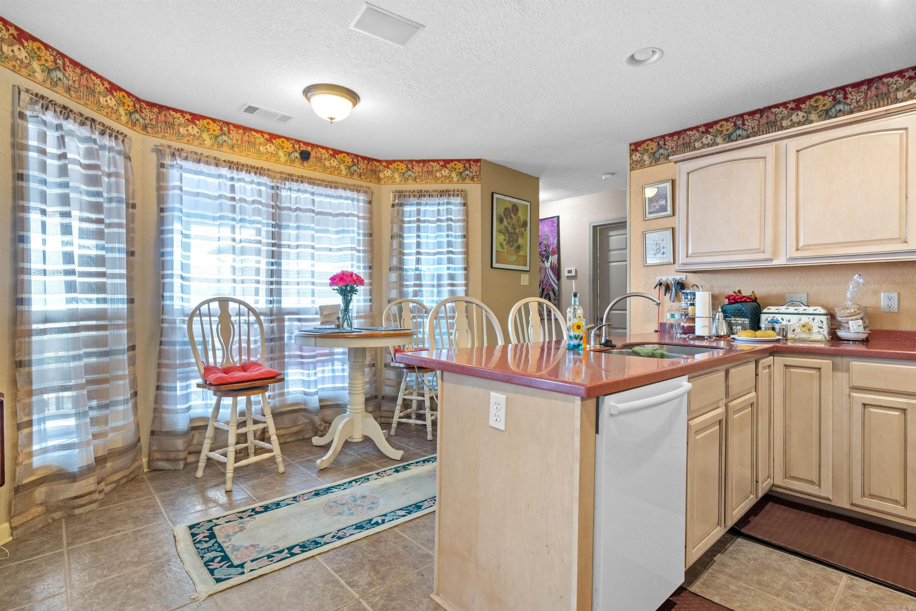 LADERA - Residential