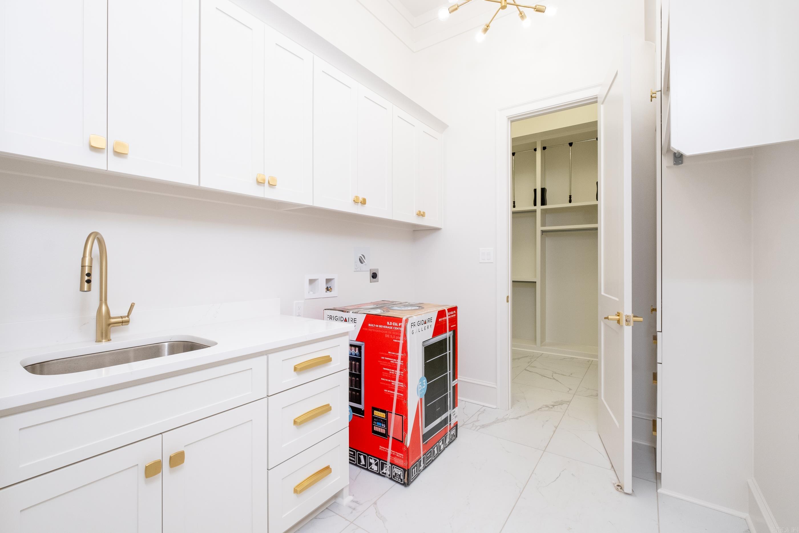 CHENAL VALLEY MEREVILLE PLACE - Residential