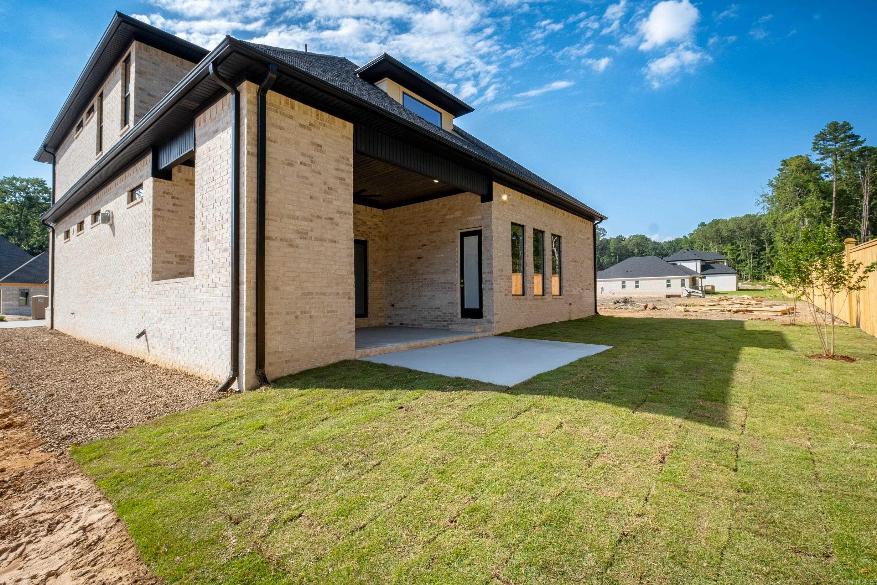 CHENAL VALLEY MEREVILLE PLACE - Residential