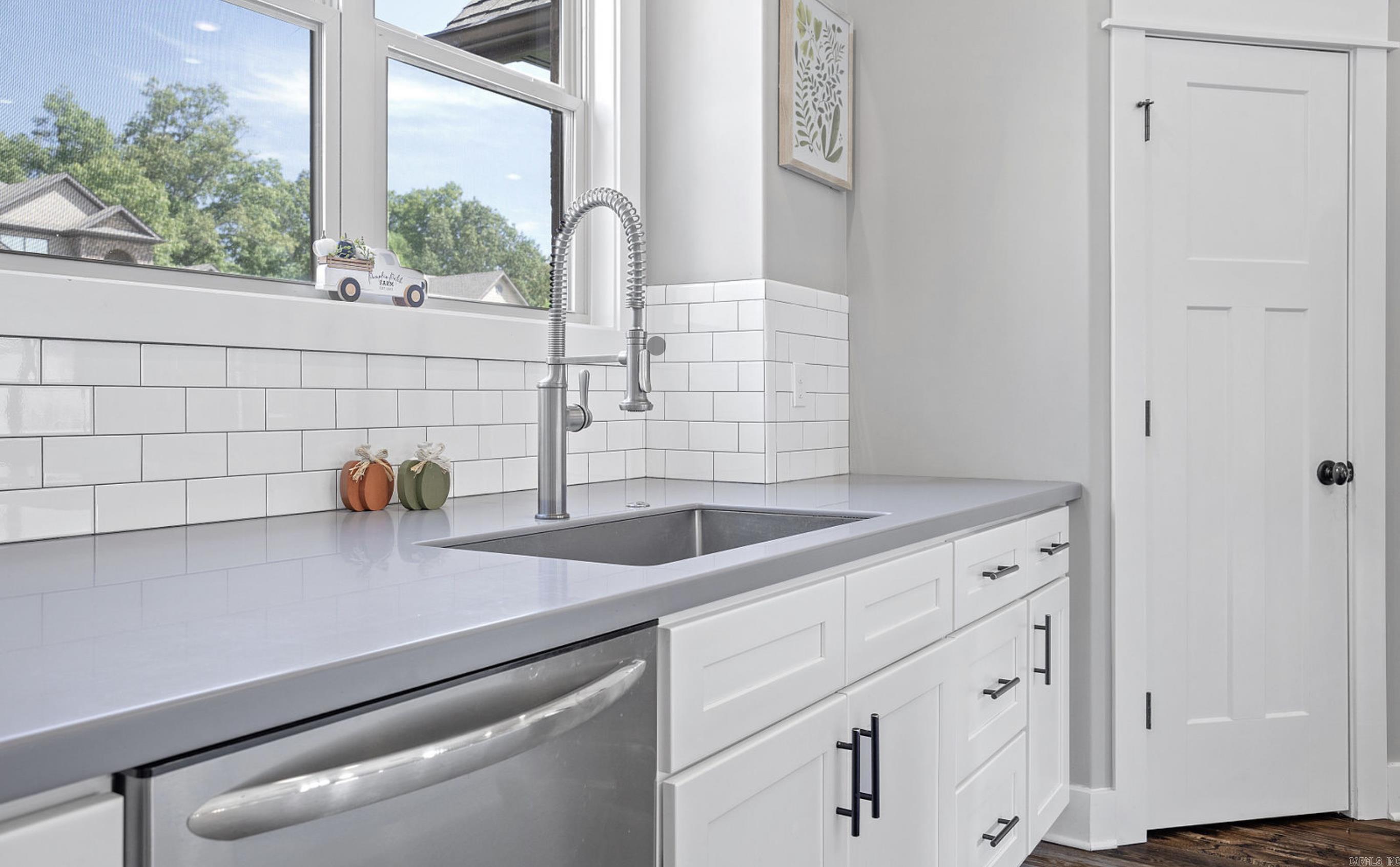 BARRINGTON PARK - Residential