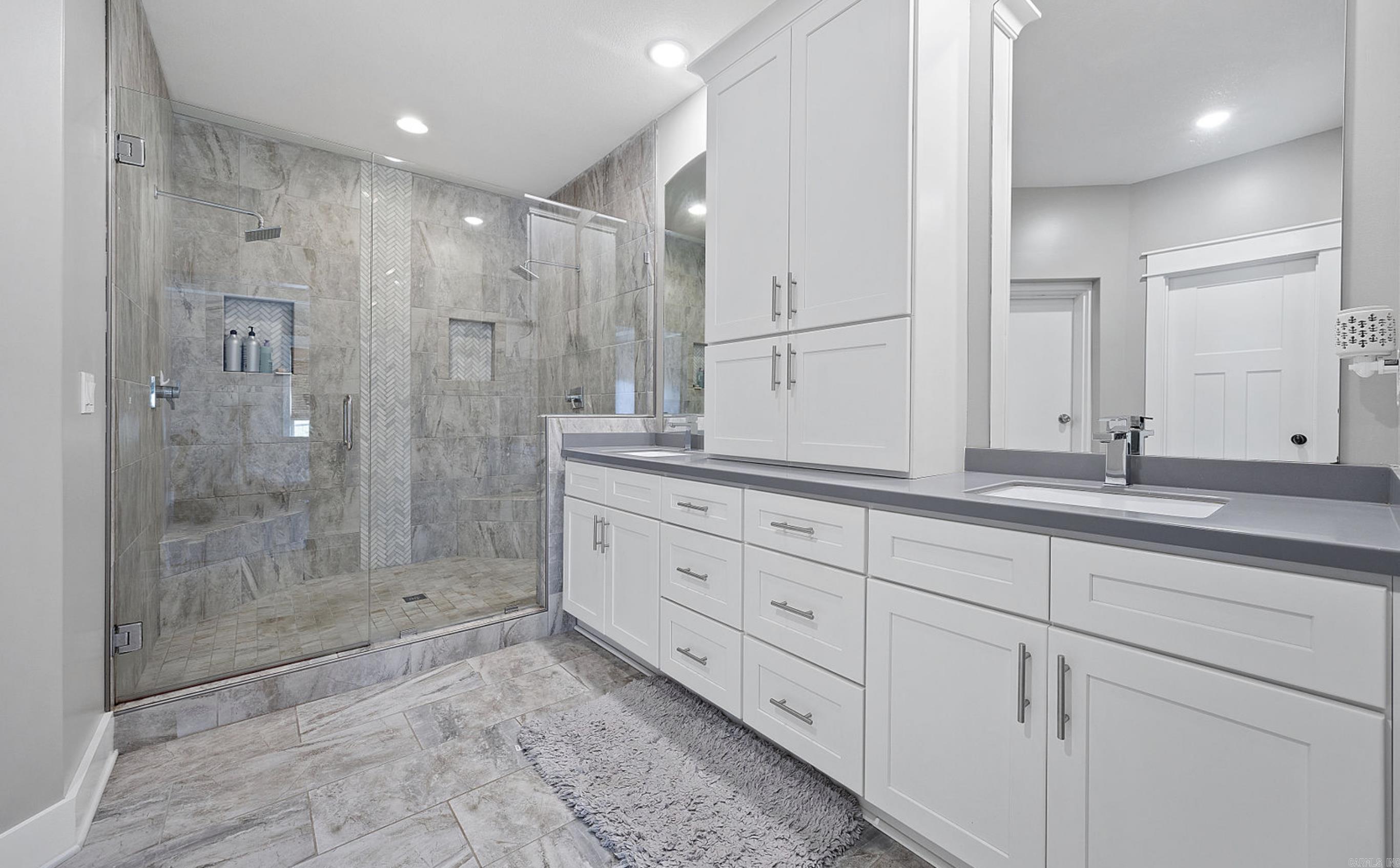 BARRINGTON PARK - Residential